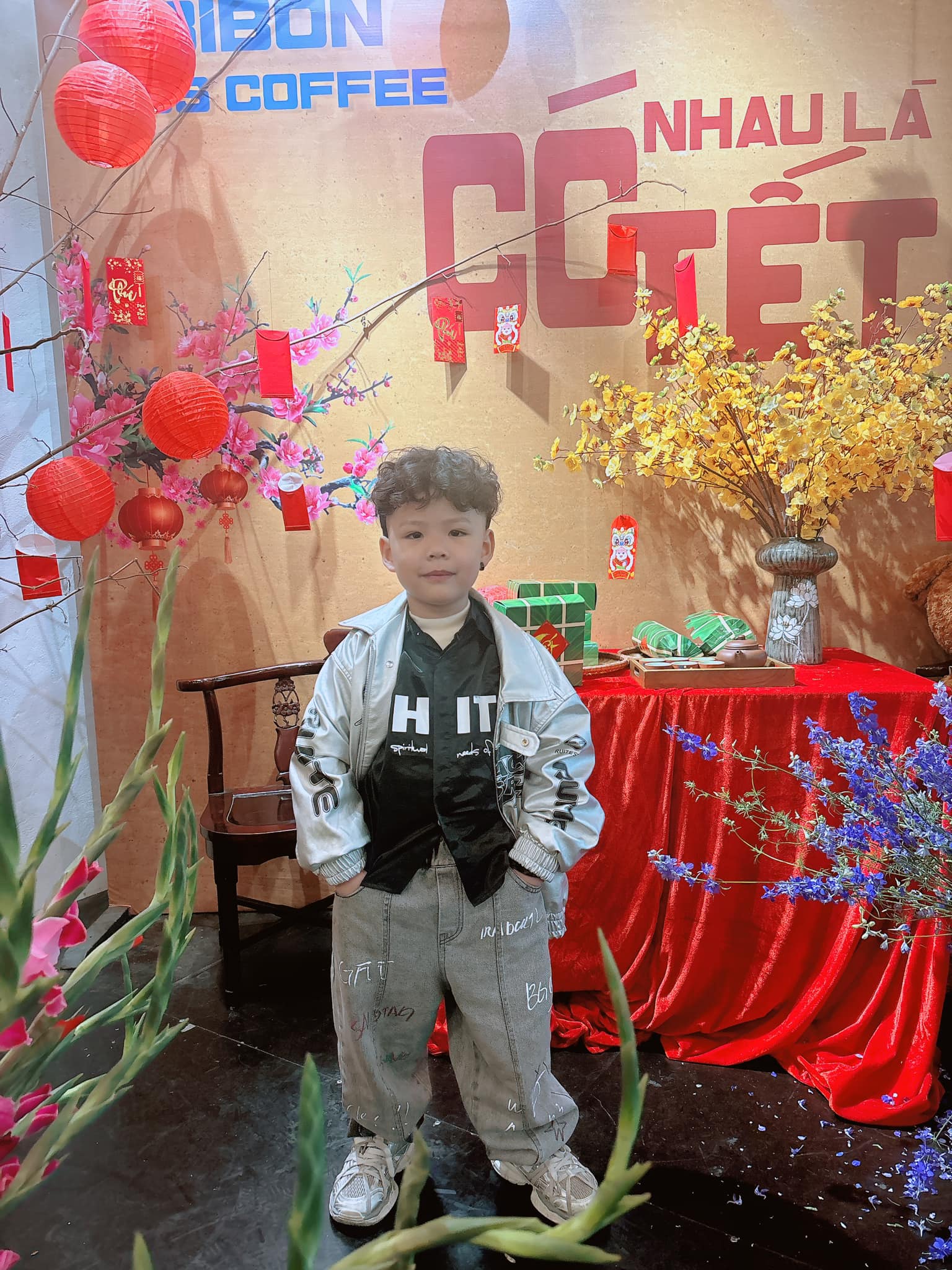 [🆕🇻🇳]  Hoài Thu Lâm Kids  chuyên quần áo trẻ em phong cách Hàn Quốc, từ 2-13 tuổi 🧑‍🧒❤️️👶⭐️ Chúc mừng năm mới các bác iu. Chúc các chị, các con và gia đình luôn mạnh khoẻ, vạn sự như ý ạ 


Nhà em bắt đầu làm việc vào thứ 2 (mùng 6 Tết). Freeship  , shares-0✔️ , likes-26❤️️ , date-2025-02-01 22:43:27🇻🇳🇻🇳🇻🇳📰🆕