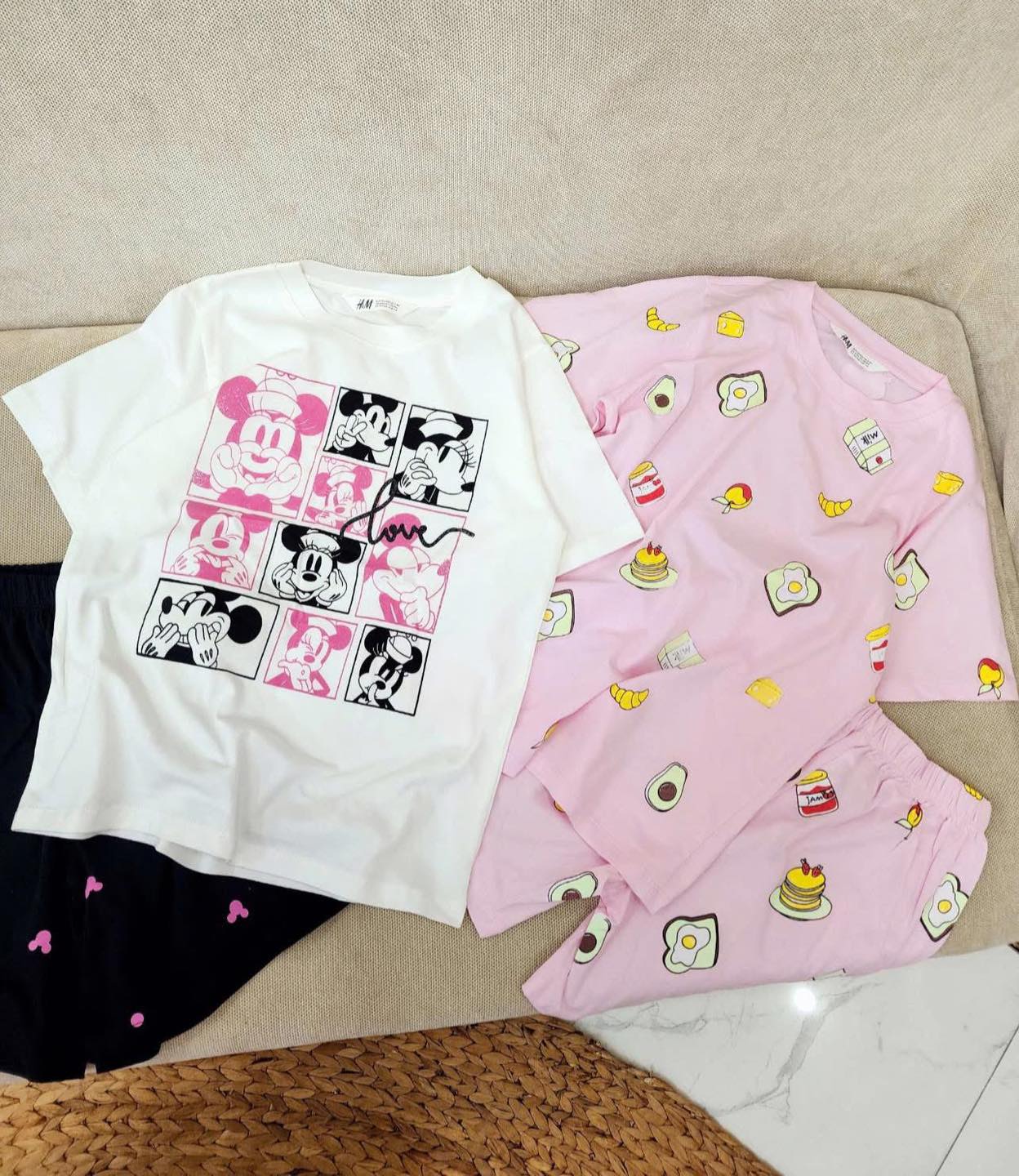 [🆕🇻🇳]  Hello Bébe ▪️ Shop chuyên order Quảng Châu 🧑‍🧒❤️️👶⭐️ Đơn giản mà đẹp xỉuuuu 
Suit kẻ 4 màu tone da cực lun các bác, vải cao cấp nó khác bọt thực sự 

𝗕𝗮̉𝗻𝗴 𝘀𝗶𝘇𝗲: 
•size 66: 5-7kg
•size 73: 7-9kg
•size 80: 9-1 , shares-0✔️ , likes-1❤️️ , date-2025-02-07 04:32:00🇻🇳🇻🇳🇻🇳📰🆕