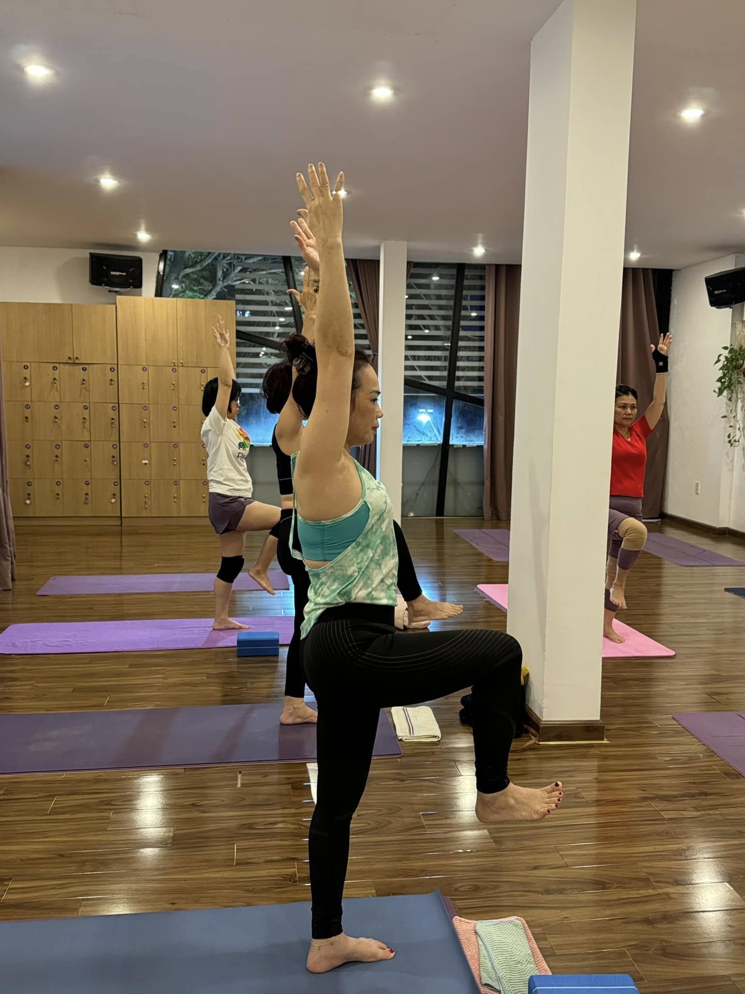 [🆕🇻🇳] Yoga Sức Sống Mới 🧘 Top1Yoga 🧘 Mình ngắm hình học viên đẹp để có động lực nhé! 
Mọi chi tiết về lớp học vui lòng inbox để được tư vấn ạ! 

#yogasucsongmoi
#61tieula
#yogadanang
#yogastud , shares-1✔️ , likes-23❤️️ , date-2025-02-11 22:21:41🇻🇳🇻🇳🇻🇳📰🆕