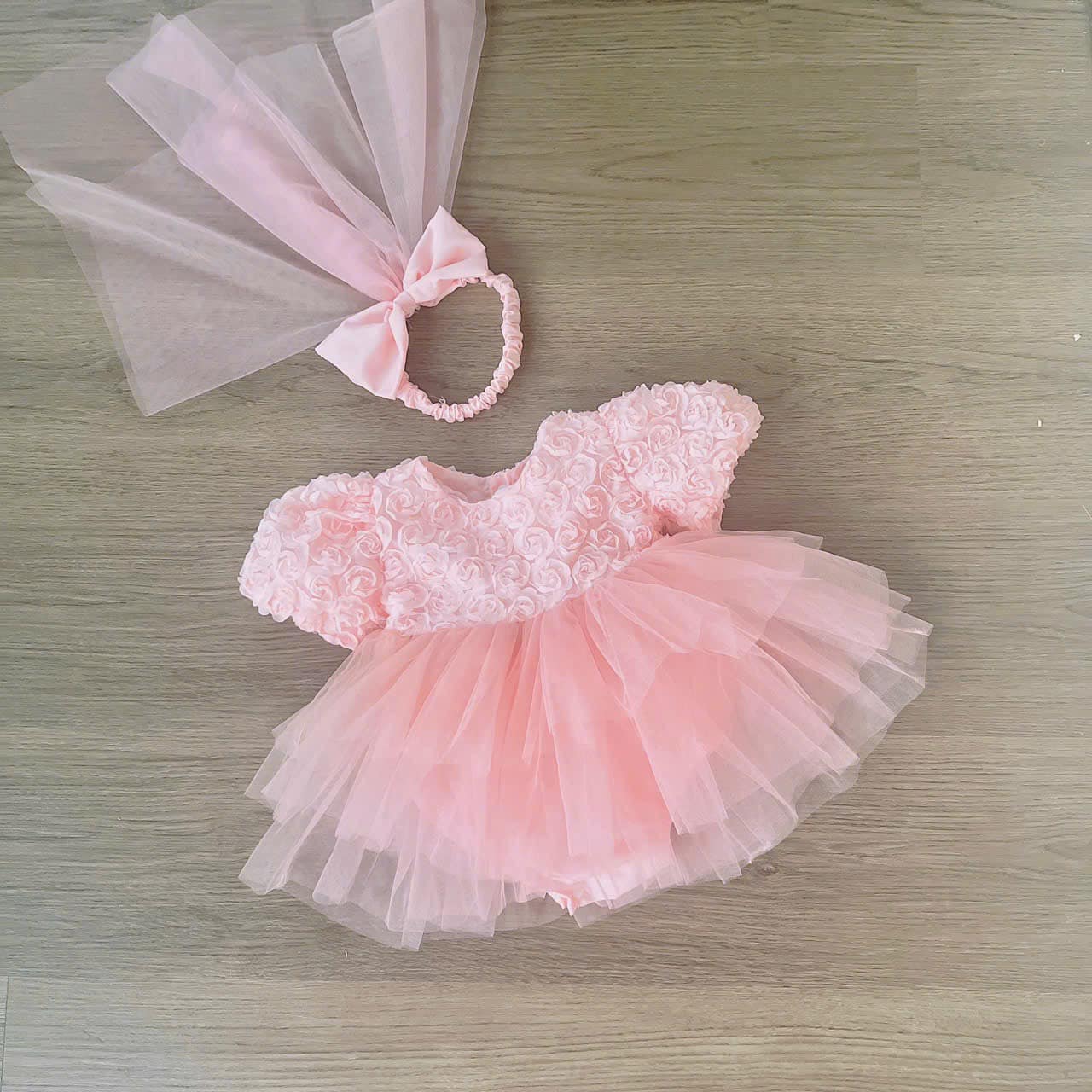 [🆕🇻🇳]Búp Store – Chuyên phụ kiện cho bé 🧑‍🧒❤️️👶⭐️ Gom #159k – Sét phông trắng quần bò kèm mũ đỏ xiu xinh 

Áo ct xước xịn xinh kèm cái mũ đỏ nổi bật quá ta

Lên đồ hotboy cháy phố thui nạ

Size  
90 7-10kg , shares-0✔️ , likes-1❤️️ , date-2025-02-22 19:00:57🇻🇳🇻🇳🇻🇳📰🆕