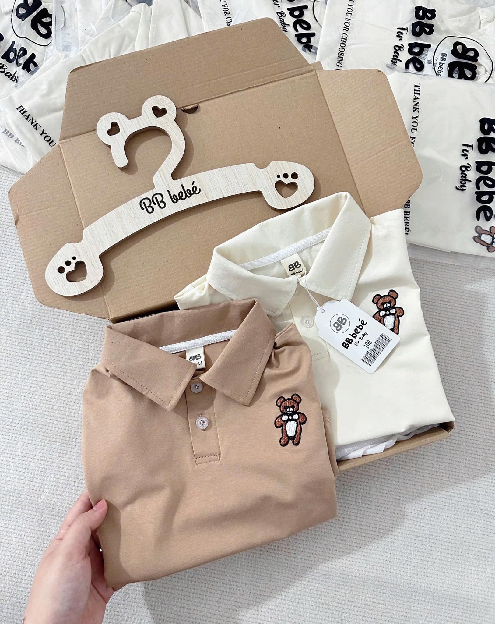 [🆕🇻🇳] Bắp Xinh Shop – Thời Trang Của Bé 🧑‍🧒❤️️👶⭐️ 𝐂𝐡à𝐨 𝐡è 𝟐𝟎𝟐𝟓 𝐯ớ𝐢 𝐧𝐡ữ𝐧𝐠 𝐬𝐞𝐭 đồ 𝐜ự𝐜 𝐜𝐨𝐨𝐥 𝐝à𝐧𝐡 𝐜𝐡𝐨 𝐜á𝐜 𝐛é 𝐭𝐫𝐚𝐢
Set bộ bò xanh gồm 3 chi tiết: áo cotton, quần vò mềm và mũ bò
Set bộ kaki nâu gồm 3 chi tiết:  , shares-0✔️ , likes-0❤️️ , date-2025-02-10 20:35:32🇻🇳🇻🇳🇻🇳📰🆕