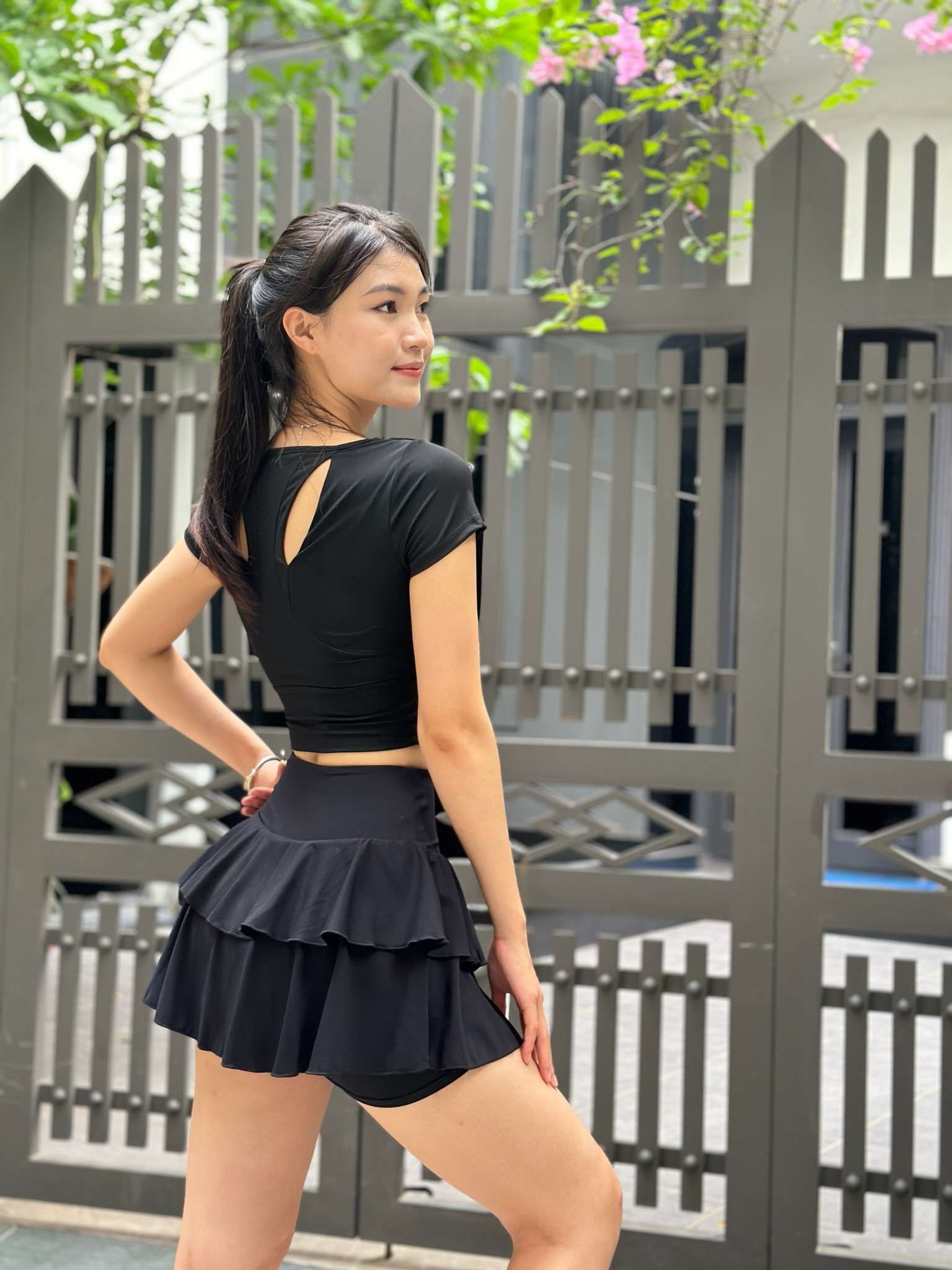 [🆕🇻🇳] Tuấn HD đồ tập cao cấp 👕 Top1Fashion 👗  Có ai mê màu đen giống em không?

Thấy các chị em đi tập toàn chọn các màu trắng, sáng cho rực rỡ còn em 1 mình 1 kiểu ít phải có 1 món màu đen không thì t , shares-0✔️ , likes-1❤️️ , date-2025-02-11 13:30:01🇻🇳🇻🇳🇻🇳📰🆕