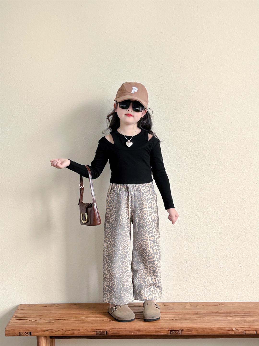 [🆕🇻🇳] Bunkids Đồ Sơ sinh Mẹ và Bé 😎❤️️⭐️ 𝑩𝒐𝒅𝒚 𝒄𝒉𝒊𝒑 – 𝑪𝒉𝒊𝒆̂̀𝒖 𝒍𝒐̀𝒏𝒈 𝒎𝒐̣𝒊 𝒂́𝒏𝒉 𝒏𝒉𝒊̀𝒏
Nằm trong BST New Spring Journey năm nay, UalaRogo trân trọng giới thiệu tới ba mẹ một trong những mẫu body chip  , shares-0✔️ , likes-0❤️️ , date-2025-02-12 17:13:02🇻🇳🇻🇳🇻🇳📰🆕