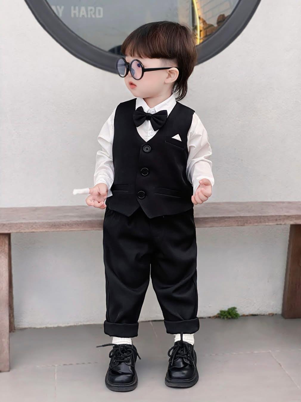 [🆕🇻🇳] Baby Shop Ngân Hà- Chuyên cung cấp,bán sỉ và lẻ đồ chơi,dụng cụ,quần áo trẻ em 🧑‍🧒❤️️👶⭐️ Lạnh thái sịn loại 1 bảng màu mới năm đây khách nhé, nháp trc mấy mẫu cho khách chọn 3-4 hôm có  hàng ah
 , shares-0✔️ , likes-4❤️️ , date-2025-02-17 17:33:07🇻🇳🇻🇳🇻🇳📰🆕