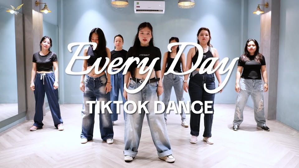 [🆕🇻🇳] Vyoga World By Master Vishwa – Hệ thống phòng tập Yoga Ấn Độ 🧘 Top1Yoga 🧘 Lớp khiêu vũ (Dance Sport) căn bản cho người mới bắt đầu tại Vyoga World
#VyogaWorld #DanceSport #KhieuVu , shares-0✔️ , likes-0❤️️ , date-2025-02-25 02:31:02🇻🇳🇻🇳🇻🇳📰🆕