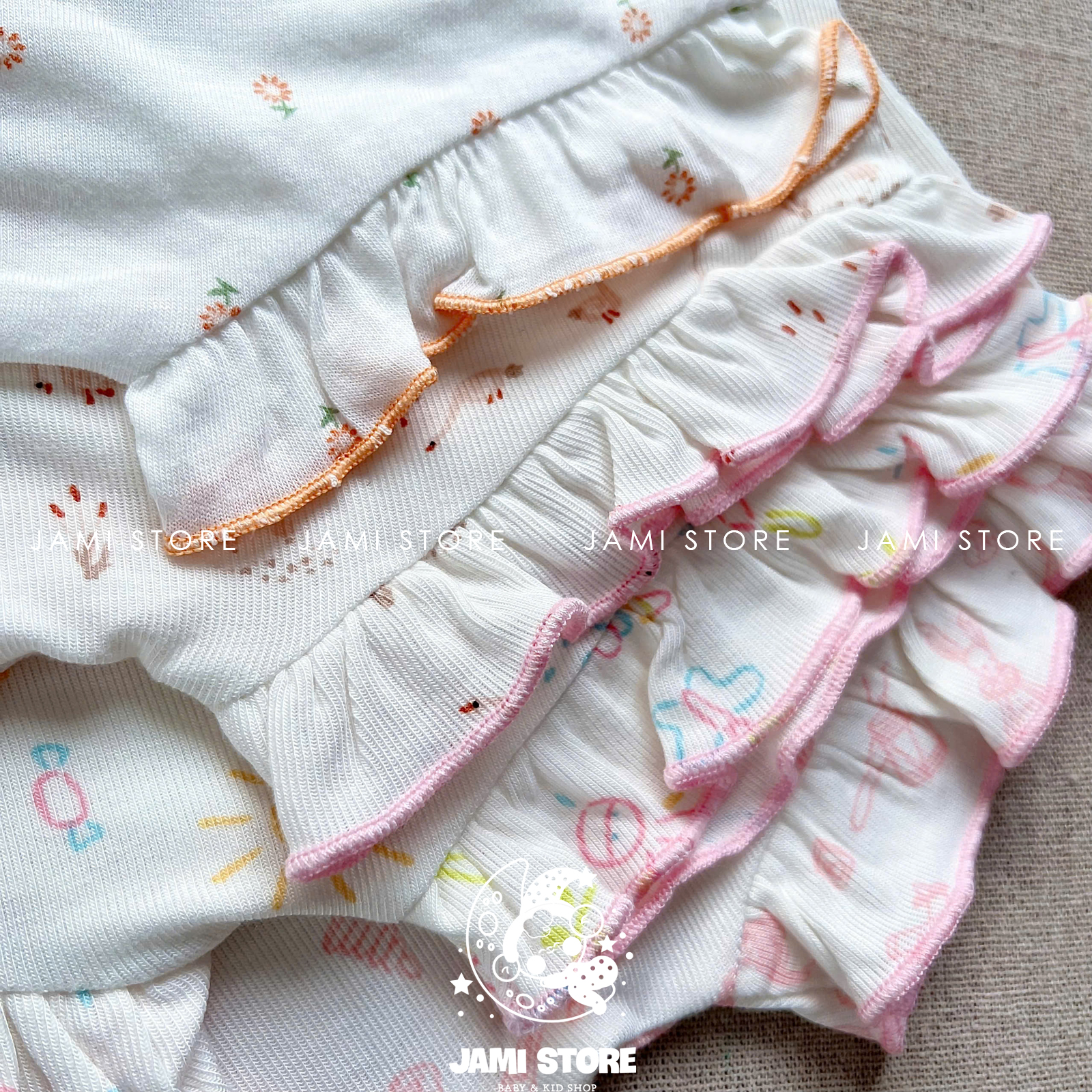 [🆕🇻🇳]  Woo Kids – 93 Hàng Tiện – TP Nam Định – Cửa hàng quần áo 🧑‍🧒❤️️👶⭐️  XẢ KHO ÁO KHOÁC CHẦN BÔNG – GIÁ CHẠM ĐÁY CHỈ TỪ #199K! 

 Trời lạnh, mưa ẩm, bé cần áo khoác thật ấm để đi học, đi chơi! Woo Kids xả kho cuối vụ – Áo khoá , shares-1✔️ , likes-1❤️️ , date-2025-03-04 22:00:05🇻🇳🇻🇳🇻🇳📰🆕