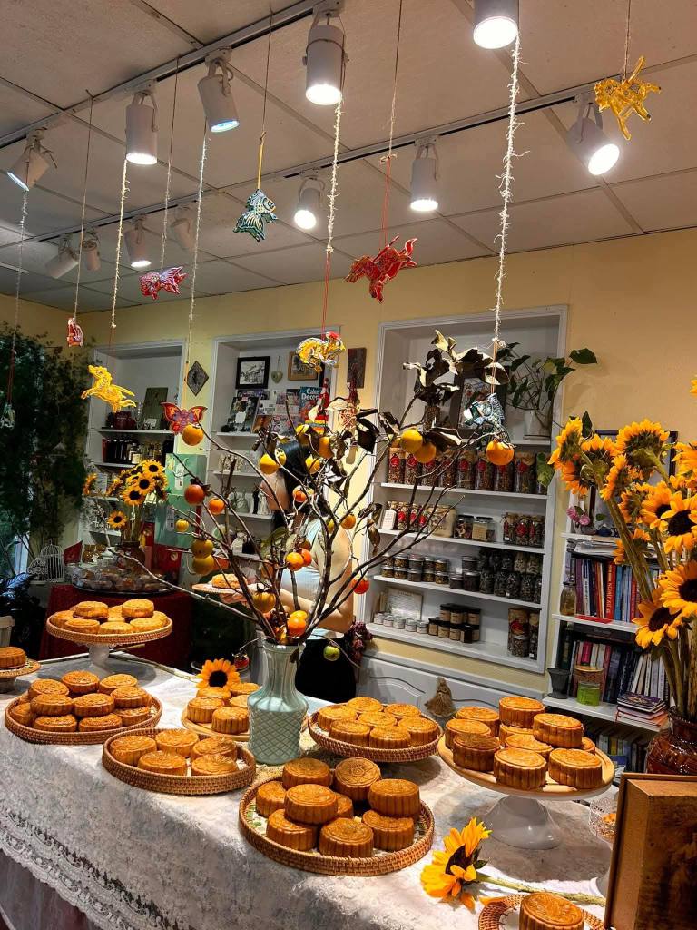 [???] Châu Hiền (Thiên Quang) – ACRO YOGA TEACHER ? Top1Yoga ??‍♀️ Hẹn gặp các bạn tại Đà Lạt cuối tháng 3 này nha 

Tại không gian đẹp như vườn cổ tích Sơn Tịnh Farmstay và tấm lòng tử tế của anh chị chủ chăm chút từng gó , shares-0✔️ , likes-21❤️️ , date-2025-03-09 14:12:31????????