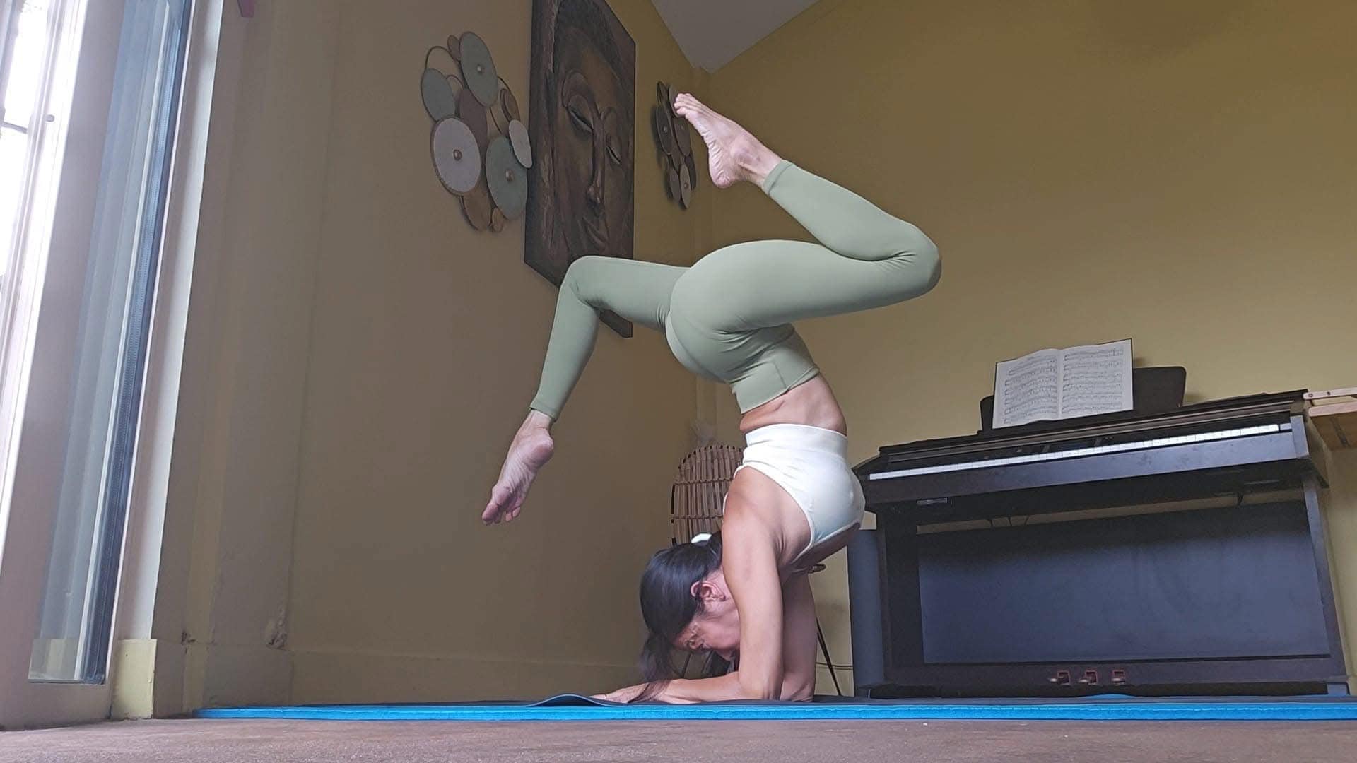 [???] Phan Lý Yoga – ☘️HLV YOGA :CÁ NHÂN ,TRỰC TIẾP,ONLINE,TRI LIỆU,KIDS … ? Top1Yoga ??‍♀️ Tuyển sinh lớp trung cấp dành cho học viên đã tập luyện yoga từ 3 tháng trở lên 
Quà tặng hấp dẫn khi đký khóa học
ib E lỳ để vào lớp học trải nghiệm 1 tuầ , shares-0✔️ , likes-61❤️️ , date-2025-03-09 17:05:28????????