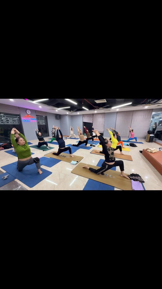 [🆕🇻🇳] Tiến Lực YoGa  (Phạm Tiến Lực) 🧘 Top1Yoga 🤸🏻‍♀️ – Chăm chỉ tập luyện hàng ngày bạn sẽ có sức khỏe tốt 

#TienLucYoga 
#Tapluyenyogatainha
#YogaPT
#YogaDamme , shares-0✔️ , likes-20❤️️ , date-2025-03-06 13:01:00🇻🇳🇻🇳🇻🇳📰🆕