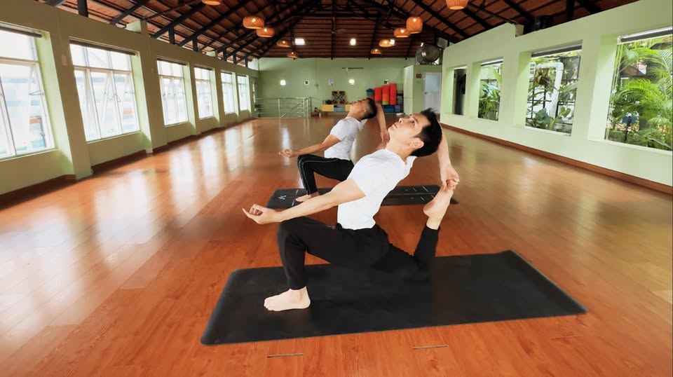 [🆕🇻🇳] Air Fitness & Yoga 🧘 Top1Yoga 🧘  Gửi đến một nửa thế giới những điều tuyệt vời nhất! 

Không chỉ hôm nay mà mỗi ngày, bạn đều xứng đáng được yêu thương, trân trọng và hạnh phúc. Hãy luôn  , shares-1✔️ , likes-8❤️️ , date-2025-03-08 21:40:22🇻🇳🇻🇳🇻🇳📰🆕