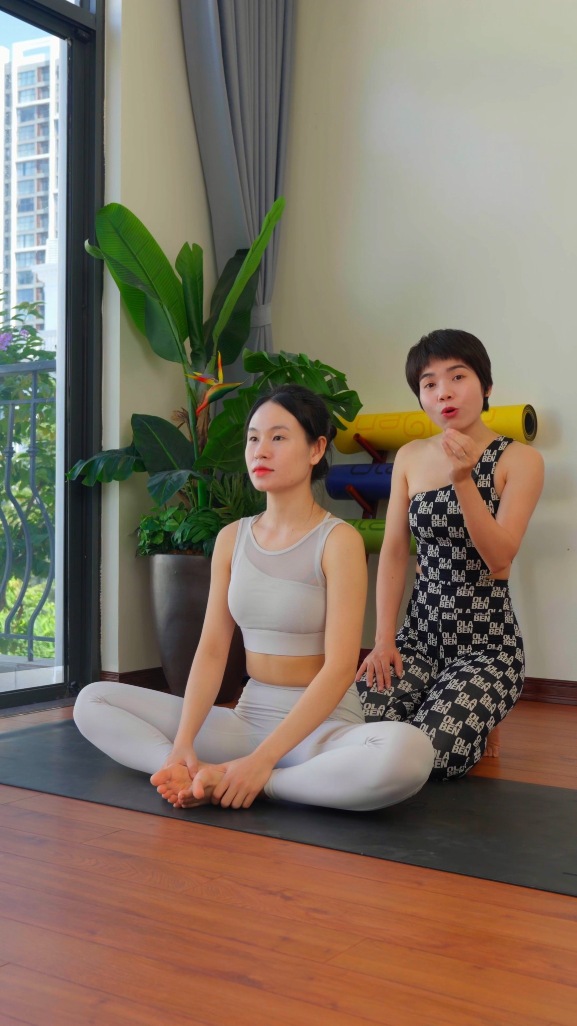 [🆕🇻🇳] Yoga Hoàng Anh – Học Viện Sống Khỏe 🧘 Top1Yoga 🧘 Xin chúc các cô, các chị em lớp Yoga một ngày 8/3 vui vẻ, hạnh phúc. Chúc các cô,chị em sẽ ngày càng xinh đẹp, vui khỏe, hạnh phúc và công việc thuận lợi,  , shares-0✔️ , likes-15❤️️ , date-2025-03-08 14:29:08🇻🇳🇻🇳🇻🇳📰🆕