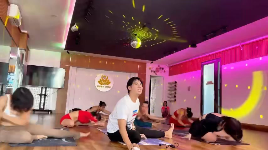 [🆕🇻🇳] Happy Yoga – Trường đào tạo chánh thống giáo viên giảng dạy Happy Flow 🧘 Top1Yoga 🤸🏻‍♀️  Bạn cần gì, chúng tôi có đó! 

 Bạn cần xả stress? Đến ngay lớp tập hằng tuần – trôi cùng năng lượng.
 Bạn muốn tập chuẩn chỉnh từ đầu? Khóa học nền tảng  , shares-0✔️ , likes-56❤️️ , date-2025-03-14 18:55:24🇻🇳🇻🇳🇻🇳📰🆕