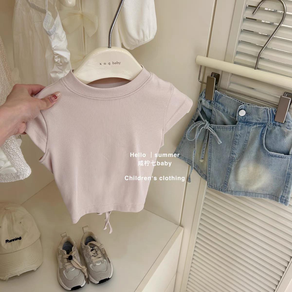 [🆕🇻🇳]  Béiu Store – Chuyên đồ mẹ và bé 🧑‍🧒❤️️👶⭐️  Thiệt sự nhiều khi ra ngoài mà con k hợp tác đeo khẩu trang thì có ẻm mũ này là cứu tinh tránh gió tránh bụi luôn . Mũ có phần dính điều chỉnh phía sau để , shares-1✔️ , likes-7❤️️ , date-2025-03-12 00:42:38🇻🇳🇻🇳🇻🇳📰🆕