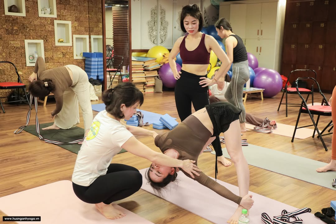 [🆕🇻🇳] Tố Trinh Yoga & Fitness  🧘 Top1Yoga 🤸🏻‍♀️ Tại sao nên kết hợp tập yoga dù bạn đã chơi những môn thể thao khác?  
Bởi vì yoga không chỉ giúp bạn giãn cơ và phục hồi nhanh chóng sau mỗi buổi tập , mà , shares-0✔️ , likes-103❤️️ , date-2025-03-18 17:08:08🇻🇳🇻🇳🇻🇳📰🆕