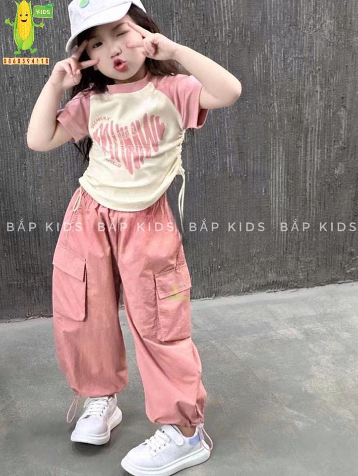[???]  Bông Tôm clothing shop – Chuyên cung cấp sỉ,lẻ hàng quảng châu  ?‍?❤️️?⭐️ Xinh hết nấc nhá mẹ ơi 
Cùng diện hè với bé đi ạ. 

Size 90-130

 Shopping now

𝔹Ôℕ𝔾 𝕋Ô𝕄 ℂ𝕃𝕆𝕋ℍ𝕀ℕ𝔾 𝕊ℍ𝕆ℙ  
OPEN 10:00 AM – 08:00 PM
————————- , shares-0✔️ , likes-7❤️️ , date-2025-03-15 18:31:15????????