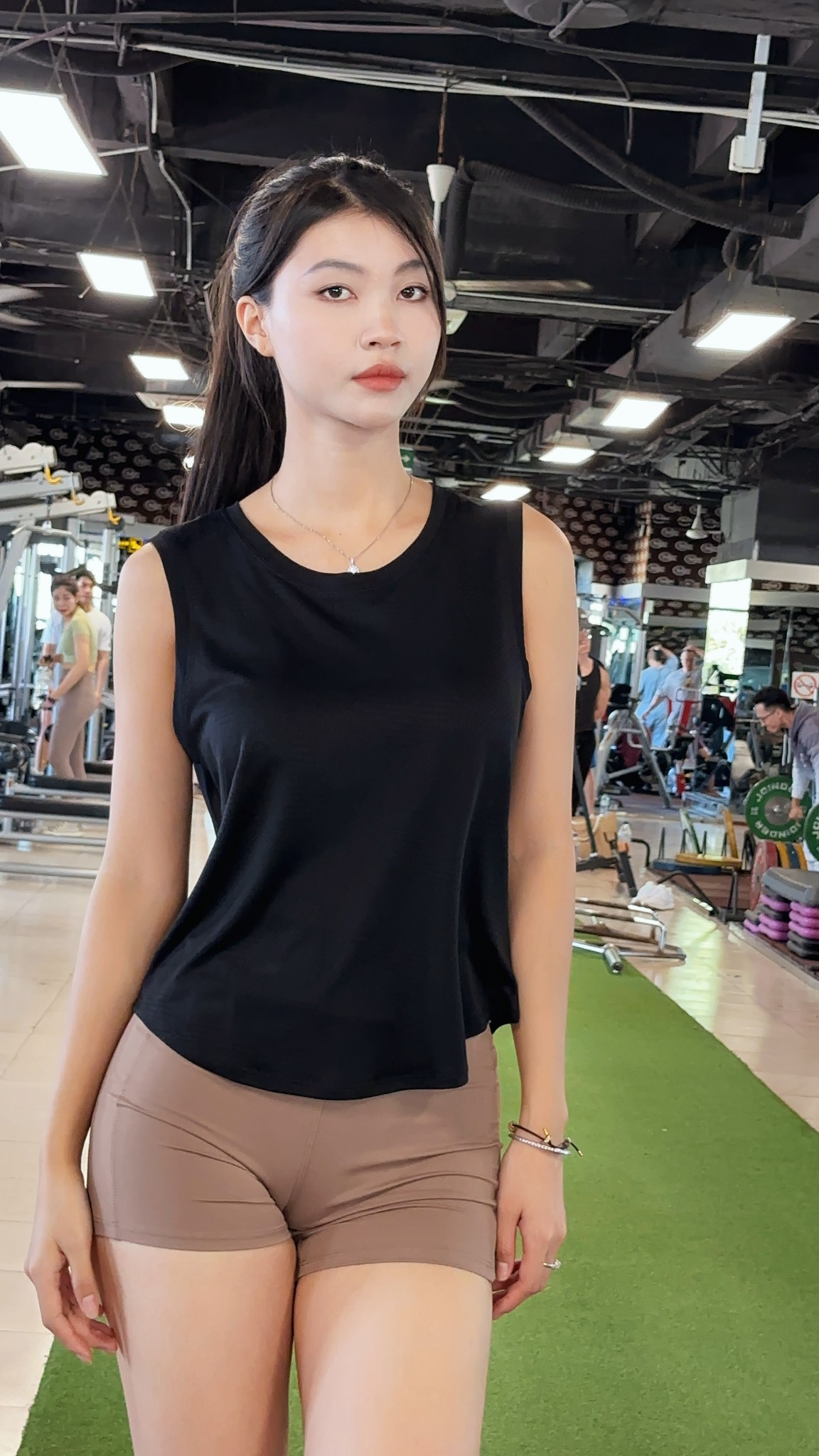 [🆕🇻🇳] YogaVietnam.vn 🧘 Top1Yoga 🤸🏻‍♀️ Có câu Less is More. Nhưng với Liforme thì More is (still) More. Thêm màu để chọn, chỉ thêm khó chọn. 

Các bạn còn làm khó cửa hàng hơn khi hỏi “màu nào đ , shares-0✔️ , likes-6❤️️ , date-2025-03-18 13:30:06🇻🇳🇻🇳🇻🇳📰🆕
