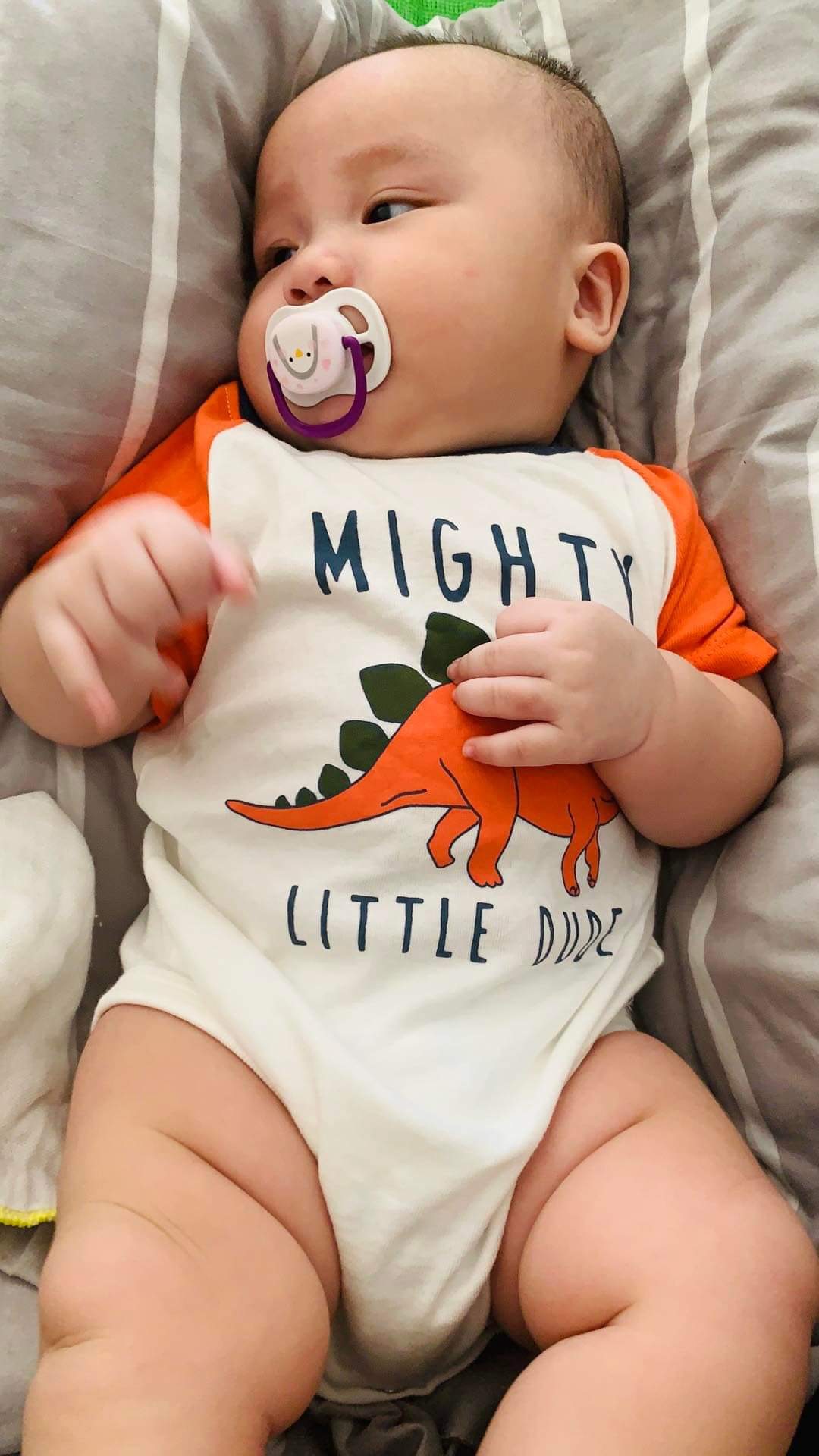 [🆕🇻🇳] Baby Closet luôn muốn được đồng hành cùng các mom chăm sóc, bảo vệ và yêu thương các con 🧑‍🧒❤️️👶⭐️ Dành tặng các mom iuuu con chuột Capy phiên bản đáng iuuuu nhất 

Hàng cover nhưng đẹp lắm các bác ơi ( Ảnh thật em chụp nha) 
Set #199kkk ( Balo + Suit +  , shares-0✔️ , likes-3❤️️ , date-2025-03-21 06:39:18🇻🇳🇻🇳🇻🇳📰🆕