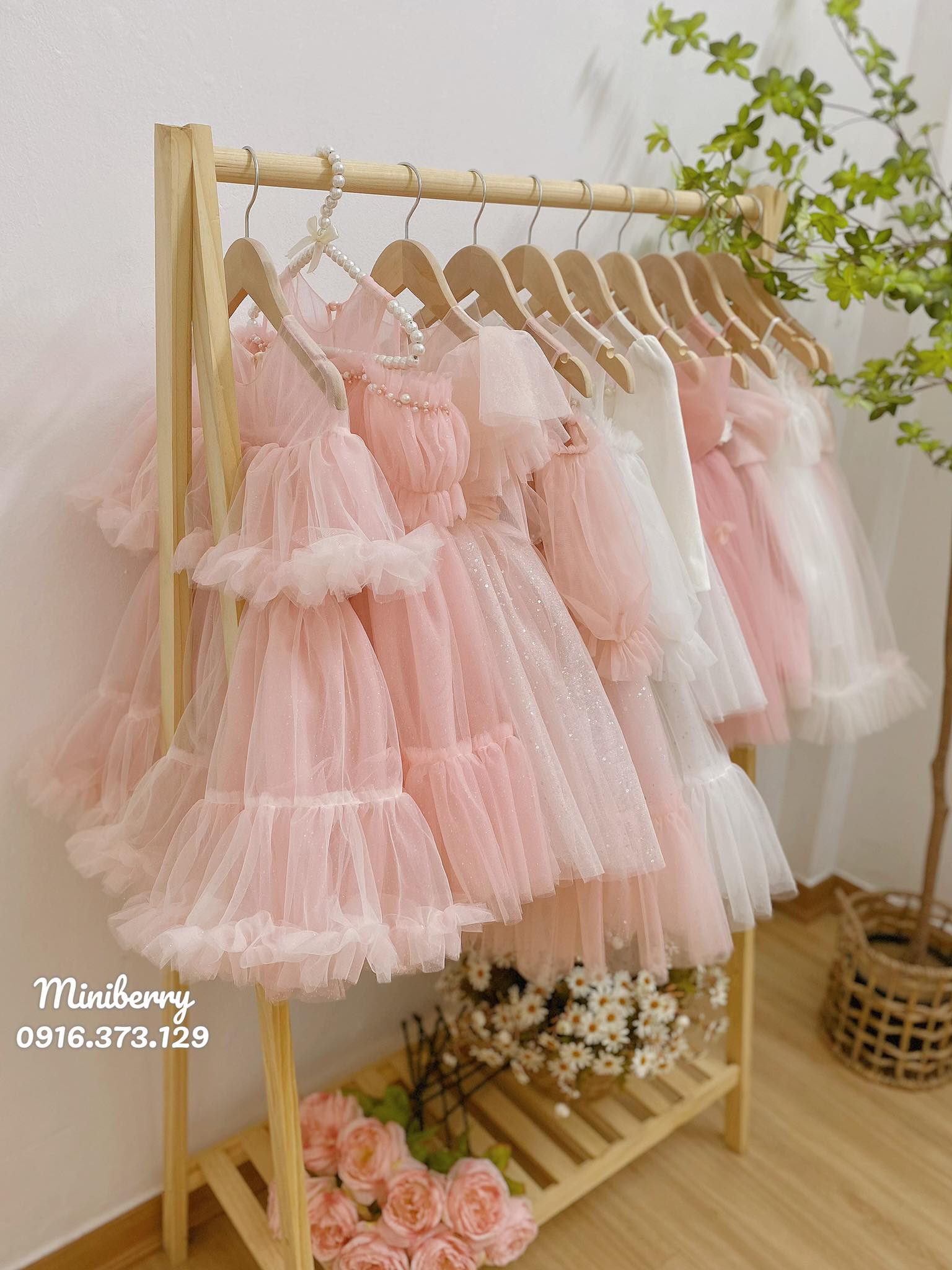 [🆕🇻🇳] Shop Mẹ Nấm – Chuyên hàng Trẻ em Thiết kế và nhập khẩu 🧑‍🧒❤️️👶⭐️ 𝐋𝐨𝐯𝐞 𝐞𝐦 𝐭𝐡𝐢̀ 𝐤𝐢𝐬𝐬 – 𝐌𝐢𝐬𝐬 𝐞𝐦 𝐭𝐡𝐢𝐠 𝐜𝐚𝐥𝐥
Tổng hợp các mẫu hot hit có sẵn tại nhà HAN KIDS
Size 10-30kg(bé 1-10 tuổi)
Giá yêu thương chỉ 1xx bé xĩu xỉu
Kiểm tr , shares-0✔️ , likes-7❤️️ , date-2025-03-21 04:55:44🇻🇳🇻🇳🇻🇳📰🆕