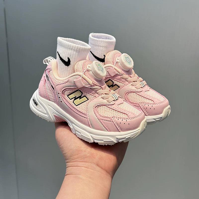 [🆕🇻🇳]  BÉ SỮA HOUSE  – Nhà của Sữa, nơi những người mẹ yêu thương con gái và dành cho con điều tốt đẹp nhất 🧑‍🧒❤️️👶⭐️ BÉ SỮA HOUSE đã thêm 4 ảnh mới vào album: Giày dép trẻ em tháng 4-2025.
 , shares-0✔️ , likes-1❤️️ , date-2025-03-23 22:16:55🇻🇳🇻🇳🇻🇳📰🆕