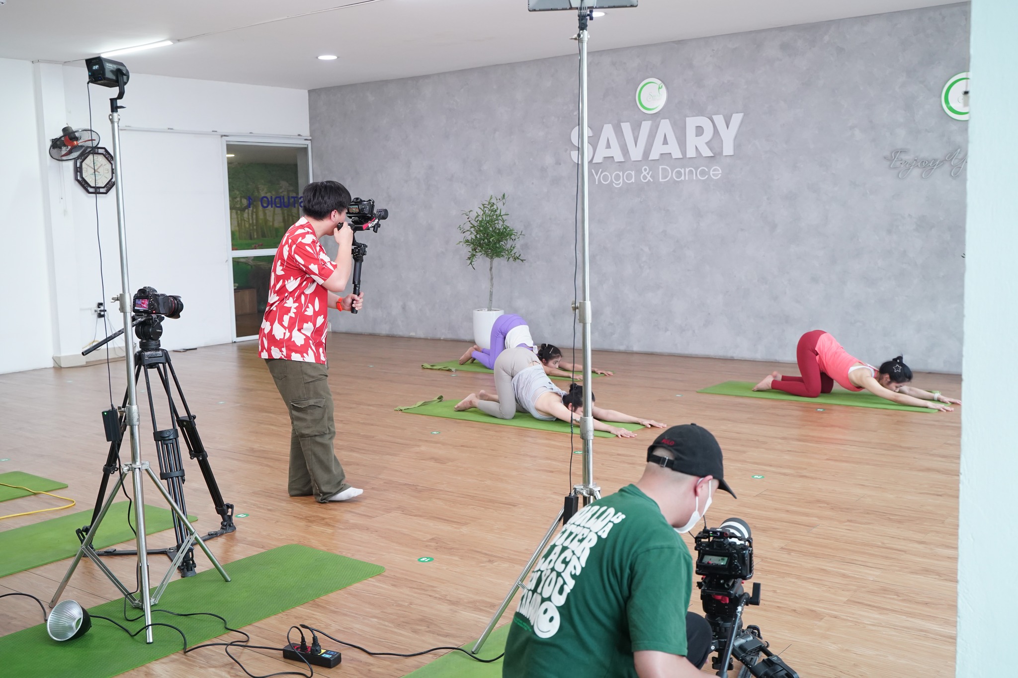 [🆕🇻🇳] Savary Yoga – CÔNG TY CỔ PHẦN ĐẦU TƯ PHÁT TRIỂN SAVARY 🧘 Top1Yoga 🤸🏻‍♀️  Hậu trường buổi làm việc của  trung tâm Savary cùng đài truyền hình Quốc gia VTV3.
     Uy tín tạo nên thương hiệu!
     Savary xin gửi lời cảm ơn tới Eki , shares-0✔️ , likes-17❤️️ , date-2025-03-27 03:39:55🇻🇳🇻🇳🇻🇳📰🆕