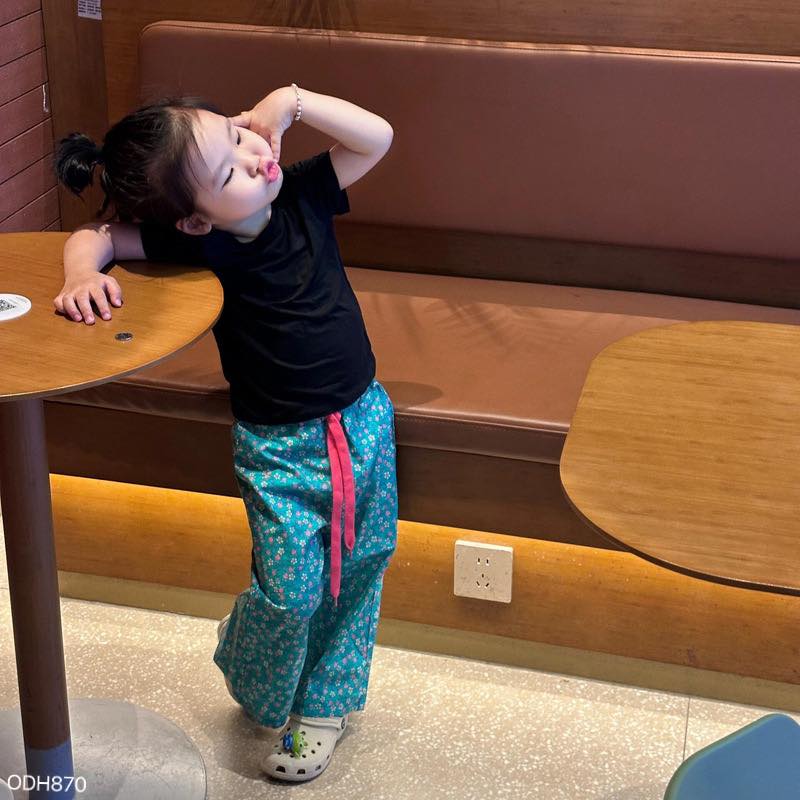 [🆕🇻🇳] Thảo Lâm Baby Shop – Cửa hàng quần áo sơ sinh – trẻ em 🧑‍🧒❤️️👶⭐️ Sơmi sát nách bảng màu đẹp xỉu 

Em này mix cực xinh mẹ nhé – Hãng ra có 5 ri mỗi màu nên em chốt thanh toán luôn ko hết hàng .

Em mời các mẹ lên đơn ạ.

 , shares-0✔️ , likes-1❤️️ , date-2025-05-16 16:30:16🇻🇳🇻🇳🇻🇳📰🆕