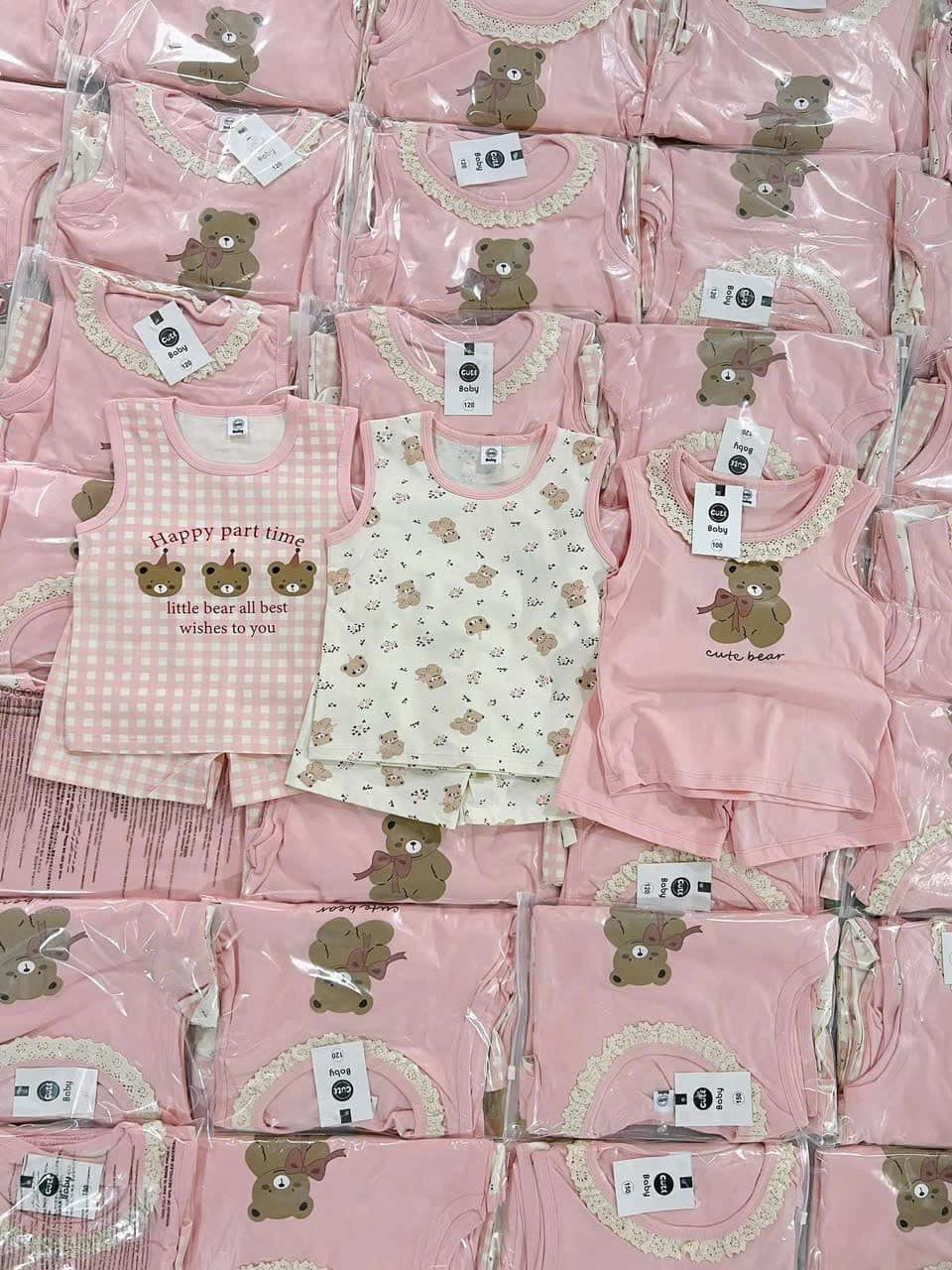 [🆕🇻🇳]  Dâu Tây & Kiwi Kids – Chuyên sỉ và lẽ thời trang trẻ em toàn quốc🧑‍🧒❤️️👶⭐️ DNEY
Bo cotton đóng mac disnep túi zip chữ
sz 90-150 (9-26kg)
 , shares-0✔️ , likes-0❤️️ , date-2025-05-27 23:41:24🇻🇳🇻🇳🇻🇳📰🆕