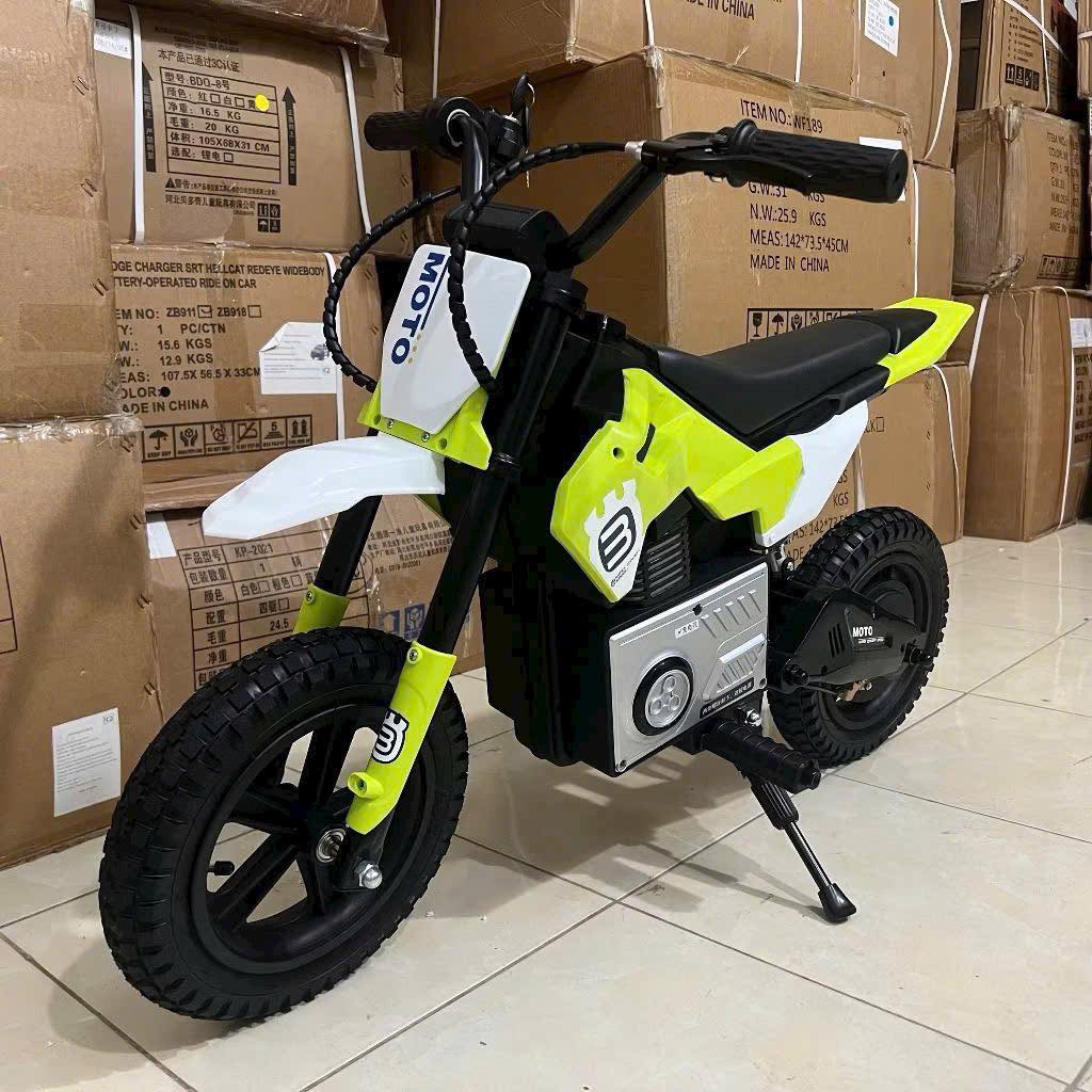 [🆕🇻🇳] Kho Sỉ MinKy Momm 🧑‍🧒❤️️👶⭐️ BỘ DÀI SỌC QUỐC DÂN
Đơn giản nhưng mặc nhìn sang
Bảng màu pastel xinh quá
Chất liệu: vải visco co giản 4 chiều, mềm mịn thấm hút mồ hôi tốt cho bé
Size 90- , shares-0✔️ , likes-0❤️️ , date-2024-10-05 02:30:25🇻🇳🇻🇳🇻🇳📰🆕