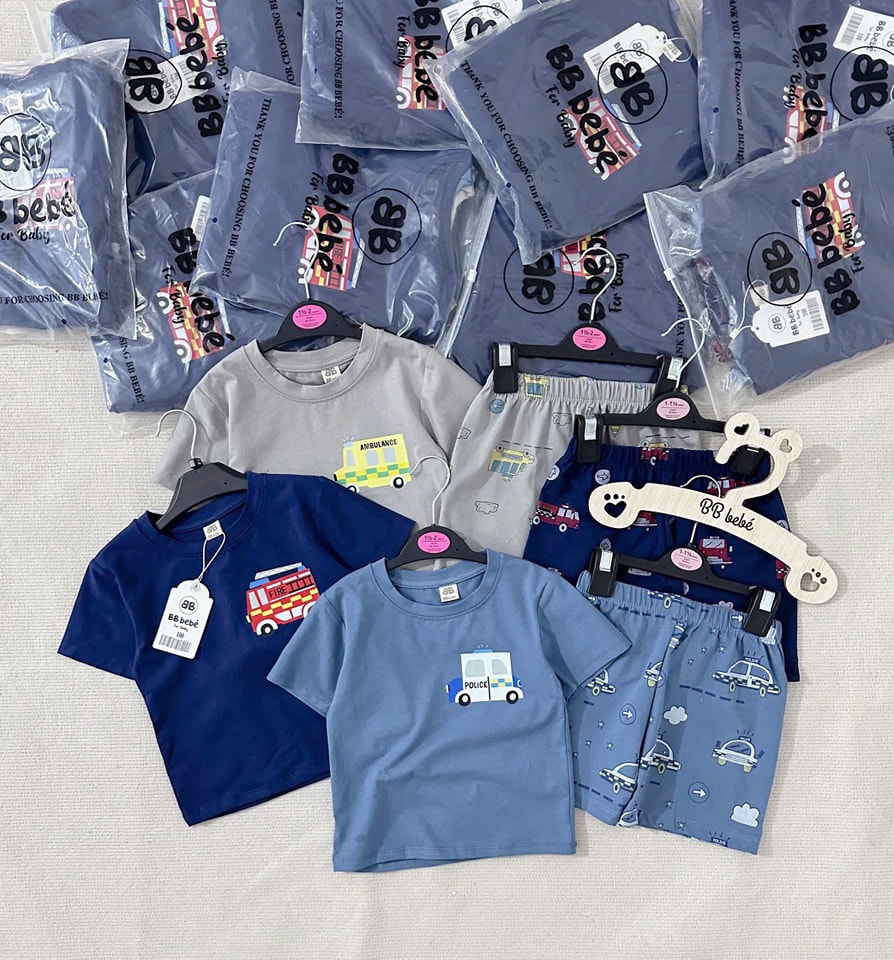 [🆕🇻🇳] Ngân KId – Quần áo trẻ em giá rẻ 🧑‍🧒❤️️👶⭐️ Áo choàng kính nhà em vải xô musulin
 Em sẵn  màu cho bé trai và gái 
 Áo 1 cỡ cho bé  sơ sinh đến 3 tuổi .
giá #85k/cái
 , shares-0✔️ , likes-2❤️️ , date-2025-09-14 15:04:39🇻🇳🇻🇳🇻🇳📰🆕