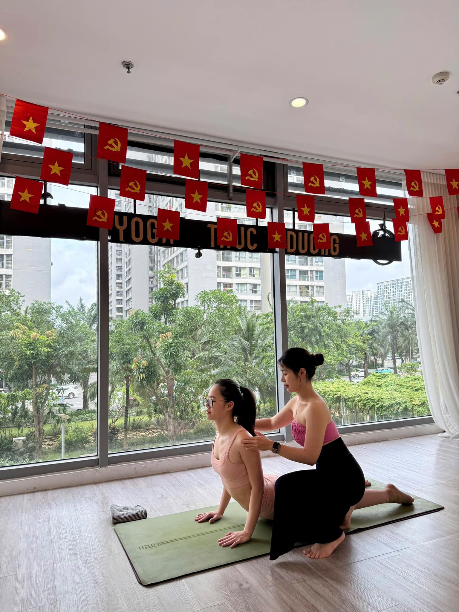[🆕🇻🇳] Yoga Thực Dưỡng – Phòng tập yoga  [🆕Top1Vietnam🇻🇳] 🧘 Top1Yoga 🤸🏻‍♀️ Dù nắng dù mưa, học viên nhà Yoga thực dưỡng vẫn luôn chăm chỉ. 
Vì ở nơi đây có giáo viên xịn, lớp nhỏ giới hạn học viên nên được take care tận tình trong , shares-0✔️ , likes-1❤️️ , date-2025-08-26 05:06:57🇻🇳🇻🇳🇻🇳📰🆕