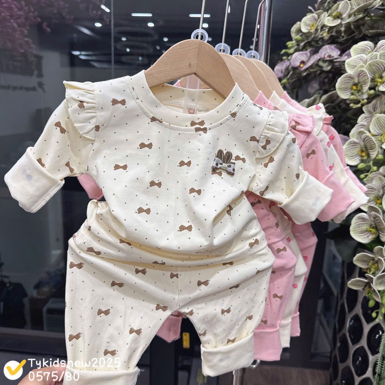 [🆕🇻🇳] Trang Linh Shop – Chuyên sơ sinh trọn gói 🧑‍🧒❤️️👶⭐️ Băng vệ sinh dạng quần là 1 thiết kế đột phá mới giúp chị em tự tin và thoải mái vận động cũng như 1 giấc ngủ êm ái mà không lo lắng bị tràn

Băng vệ sinh  , shares-0✔️ , likes-15❤️️ , date-2025-09-14 22:00:10🇻🇳🇻🇳🇻🇳📰🆕