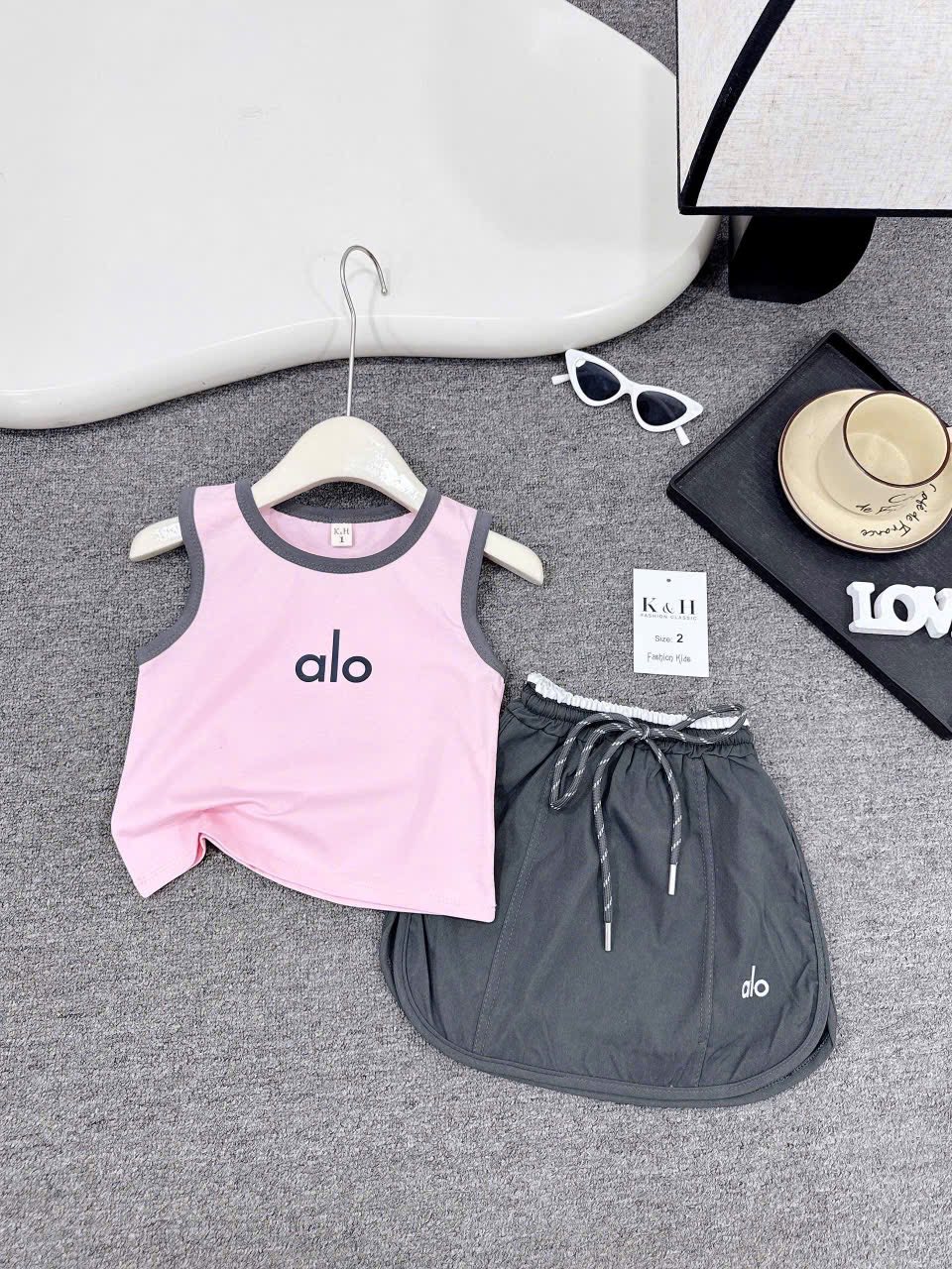 [🆕🇻🇳]  Dâu Tây & Kiwi Kids – Chuyên sỉ và lẽ thời trang trẻ em toàn quốc🧑‍🧒❤️️👶⭐️   X.Ã H.À.N.G   chỉ từ 9.9k – 195k
 Khi mua từ 3sp shop FREESHIP toàn quốc  
 Áp dụng ưu đãi đến hết tháng 6 
 Hàng có sẵn ship nhanh từ 2-4 ngày
 Được kiể , shares-4✔️ , likes-159❤️️ , date-2025-05-23 05:36:42🇻🇳🇻🇳🇻🇳📰🆕