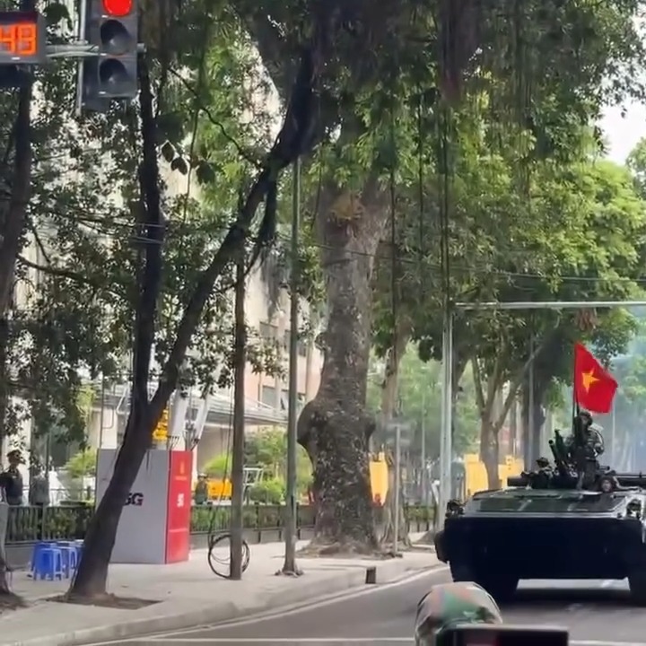 [🆕🇻🇳] Lê Tuyết Sỉ Buôn Quần Áo, Giày Dép Trẻ Em Cao Cấp 🧑‍🧒❤️️👶⭐️  SIÊU LIVE TRI ÂN SỐ ĐẶC BIỆT 
“Vui Trung Thu thiếu nhi thế giới, ta ca hát vang lên niềm vui” 
Hòa Trung không khí tưng bừng mừng ngày đại lễ mùng 2 tháng , shares-6✔️ , likes-11❤️️ , date-2025-08-24 21:06:40🇻🇳🇻🇳🇻🇳📰🆕