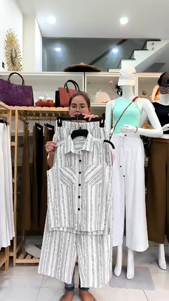 [🆕🇻🇳] Mother-K Việt Nam 🧑‍🧒❤️️👶⭐️ Ti 1 lèo hết luôn bình sữa, bé thích bình Mother-K lắm lắm! #xuhuong #binhsua #ppsu #motherk , shares-0✔️ , likes-0❤️️ , date-2025-08-29 22:56:17🇻🇳🇻🇳🇻🇳📰🆕