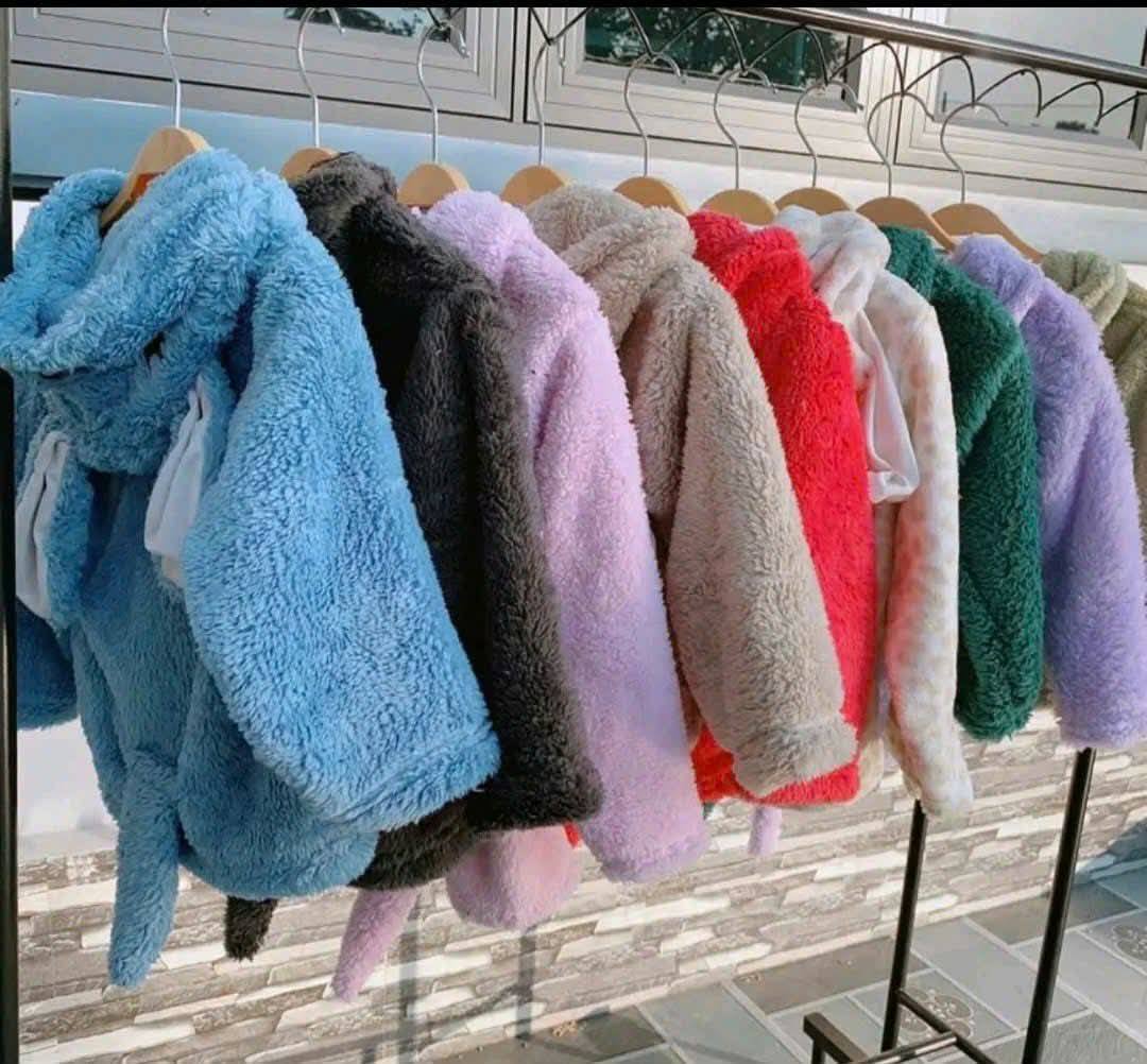 [🆕🇻🇳]  Little Baby – Hàng xuất nhập từ Campodia, Thái Lan… 🧑‍🧒❤️️👶⭐️ Chị em nào không thích ống suông thì chốt liền quần ống đứng này nha. 
kiểu dáng basic dễ mặc, phối 1001 kiểu luôn ạ

Sz 26 dài 93cm/ ống 20cm/ lai 7cm 

C , shares-4✔️ , likes-47❤️️ , date-2025-10-12 22:47:28🇻🇳🇻🇳🇻🇳📰🆕