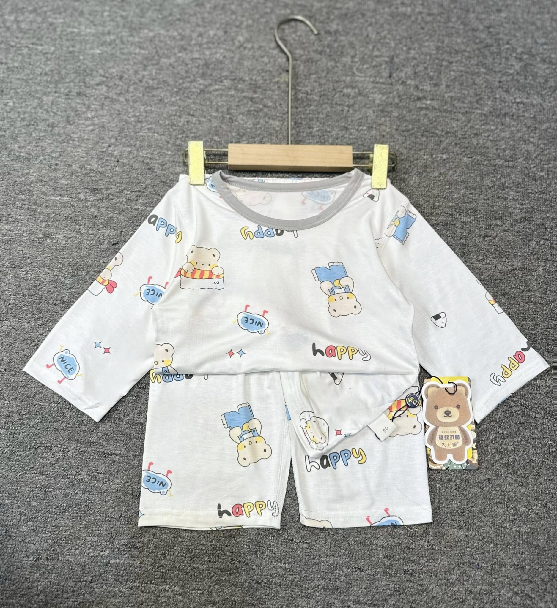[🆕🇻🇳] LuBaby – MumBaby Siêu thị Mẹ và Bé – Mang lại giá trị tốt nhất cho mẹ và bé 🧑‍🧒❤️️👶⭐️ TINH DẦU TRÀM THẮM THIẾT 

– Tinh dầu được chiết xuất từ lá cây tràm gió mọc trong thiên nhiên, đặc biệt là vùng Phú Lộc- Thừa Thiên Huế.
– Chai thủy tinh, , shares-0✔️ , likes-0❤️️ , date-2025-10-24 04:57:21🇻🇳🇻🇳🇻🇳📰🆕