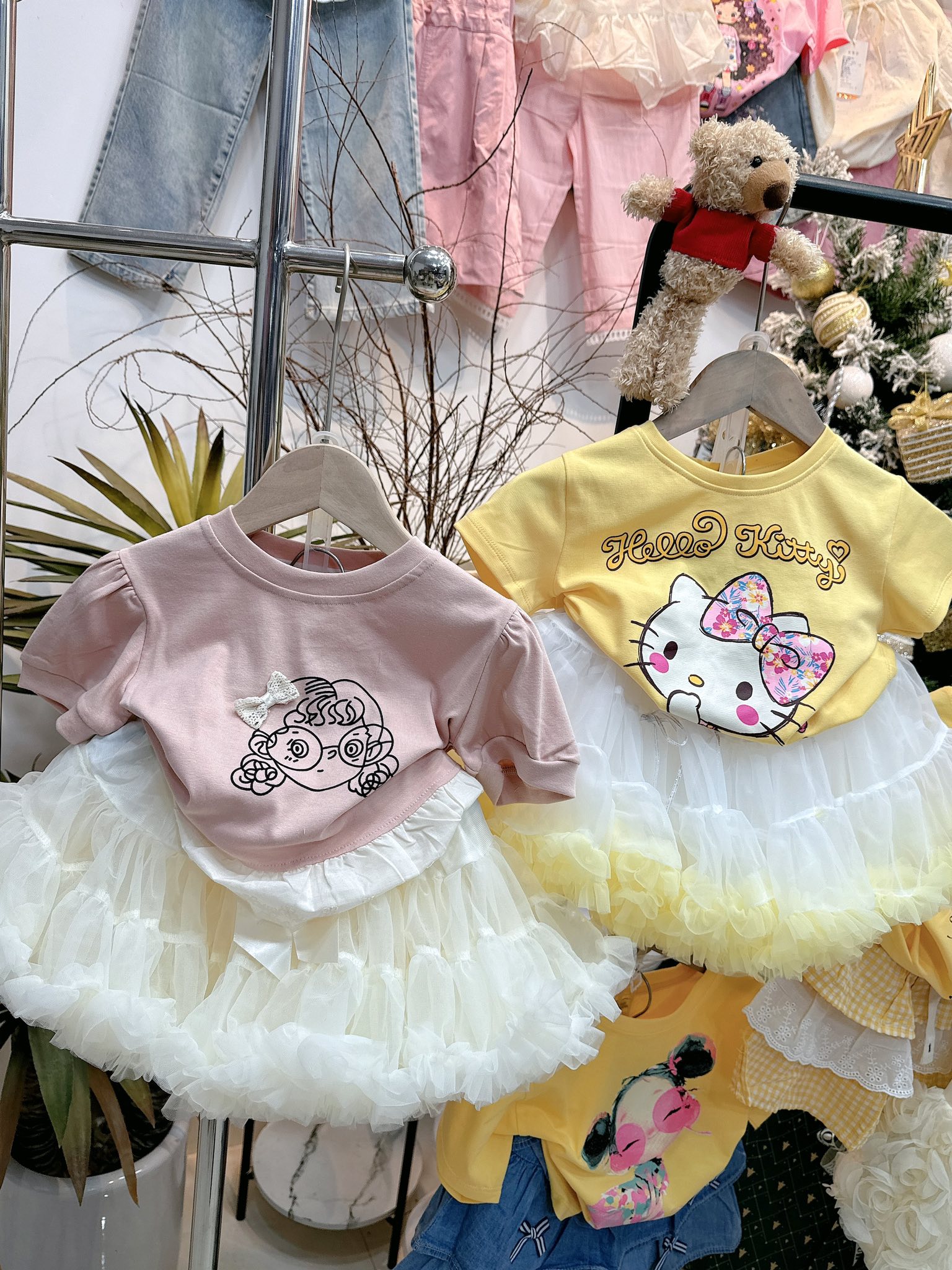 [🆕🇻🇳] Ruby Mart 118 Lương Trúc Đàm – Mẹ và bé – Gửi trọn yêu thương 🧑‍🧒❤️️👶⭐️  COMBO ĐI SINH ĐẦY ĐỦ – MẸ AN TÂM VỀ ĐÍCH! 

Chuẩn bị hành trang đón bé yêu chưa bao giờ nhanh & gọn đến thế! Chỉ 1 combo – mẹ có đủ đồ dùng thiết yếu, khô , shares-0✔️ , likes-45❤️️ , date-2025-12-10 16:09:34🇻🇳🇻🇳🇻🇳📰🆕