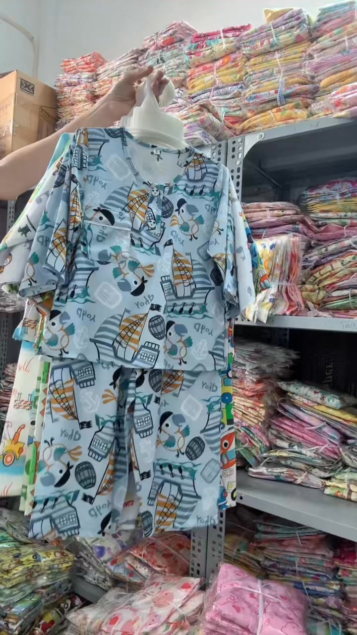 [🆕🇻🇳] Alpha Beta Kids Quận 3 – Thời trang trẻ em thanh lý 🧑‍🧒❤️️👶⭐️ Jingle Bells ~ Jingle Bells ~ Jingle Bells 
QUẦN ÁO XINH YÊU CHO BÉ • ĐỒNG GIÁ 20k-50k
 Tại Alpha Beta Kids Quận 3

 Đầu tháng ting ting, ba mẹ nhớ ghé sắm , shares-2✔️ , likes-14❤️️ , date-2025-12-06 02:12:49🇻🇳🇻🇳🇻🇳📰🆕