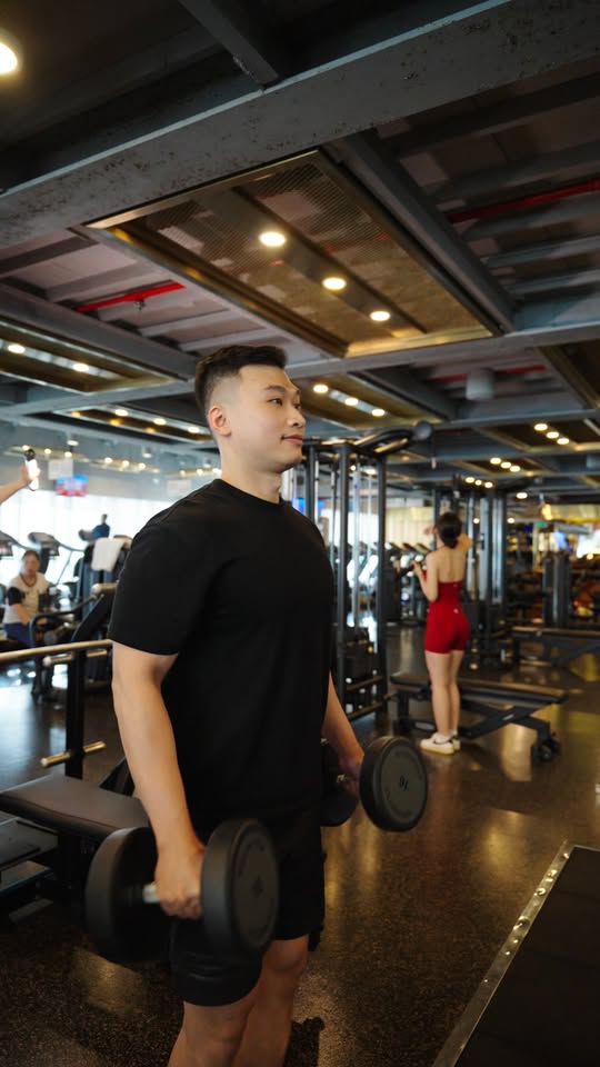 [🆕🇻🇳] California Fitness & Yoga Centers Vietnam 🏋️ Top1Gym 💪  Nếu ai quá ngại hay còn rụt rè thì mỗi cuối tuần hãy thử tham gia chương trình ghép đôi, tập luyện cùng những người mới hợp gu tại các CLB của chúng tôi.  , shares-0✔️ , likes-139❤️️ , date-2025-12-19 04:52:13🇻🇳🇻🇳🇻🇳📰🆕