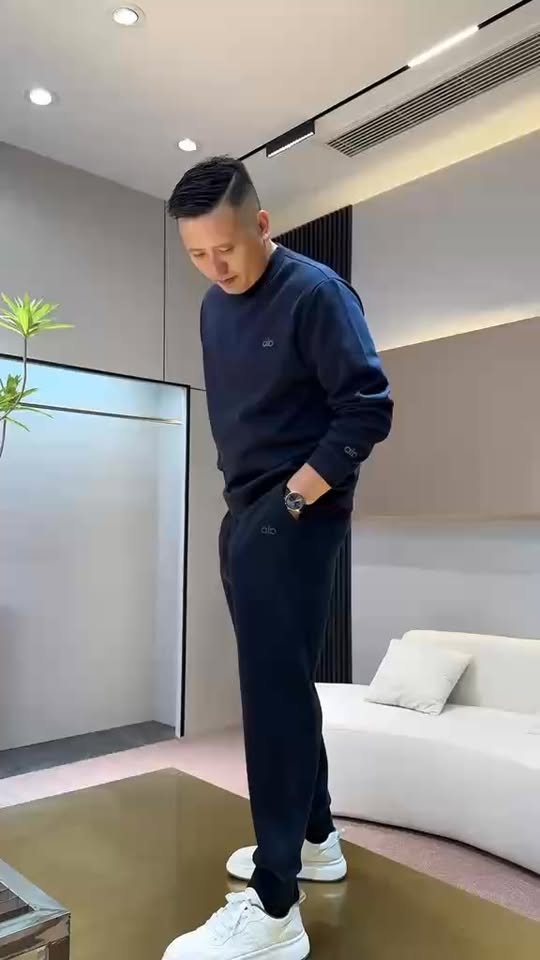 [🆕🇻🇳] Hân Dy Shop – Chuyên thiết kế ,cung cấp thời trang đầm bé gái nhãn hiệu Handy 🧑‍🧒❤️️👶⭐️ Sọc nhí dáng A xòe xinh nà
Được đổi szie , đổi mẫu nhé khách
Link shopee:
Link Tiktok:handyshop3006
 , shares-0✔️ , likes-3❤️️ , date-2025-12-23 04:12:01🇻🇳🇻🇳🇻🇳📰🆕