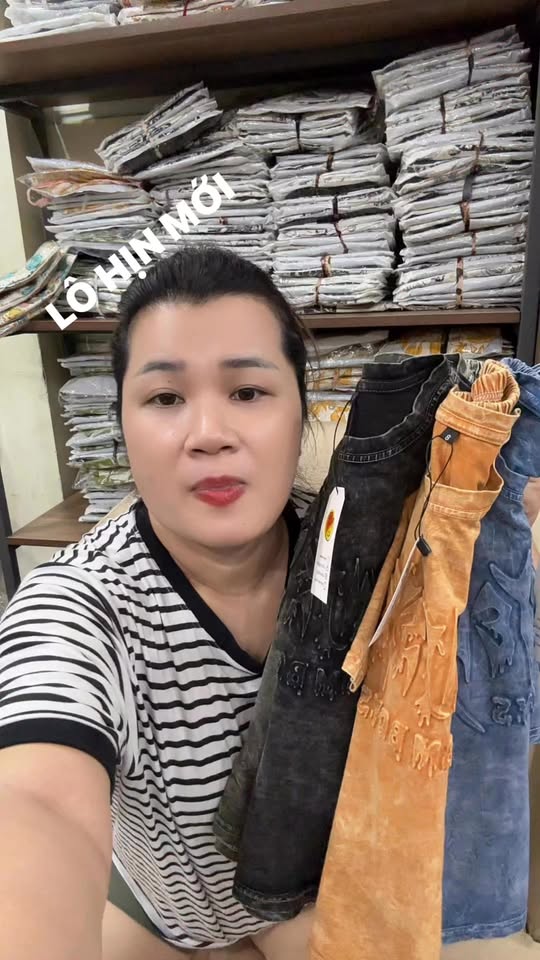 [🆕🇻🇳]  Tân Tân Shop – Hệ thống mẹ và Bé 🧑‍🧒❤️️👶⭐️  Vì sao D3K2 nên uống sau ăn sáng?
  Đây là thời điểm cơ thể hấp thu vitamin tan trong dầu tốt nhất, giúp Canxi vào xương hiệu quả hơn.
  Xem video để mẹ c , shares-0✔️ , likes-3❤️️ , date-2025-12-29 21:44:42🇻🇳🇻🇳🇻🇳📰🆕