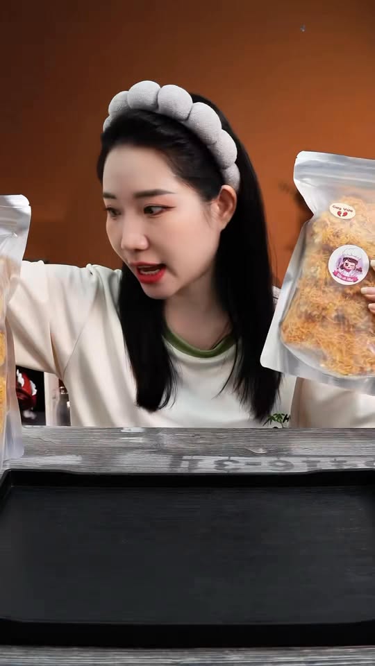 [🆕🇻🇳] Cơm Cháy Bếp Cô Như – Ăn vặt SÀNH ĐIỆU cùng bếp cô Như 🍔 Top1Food  🍜  , shares-0✔️ , likes-3❤️️ , date-2025-11-30 06:24:46🇻🇳🇻🇳🇻🇳📰🆕