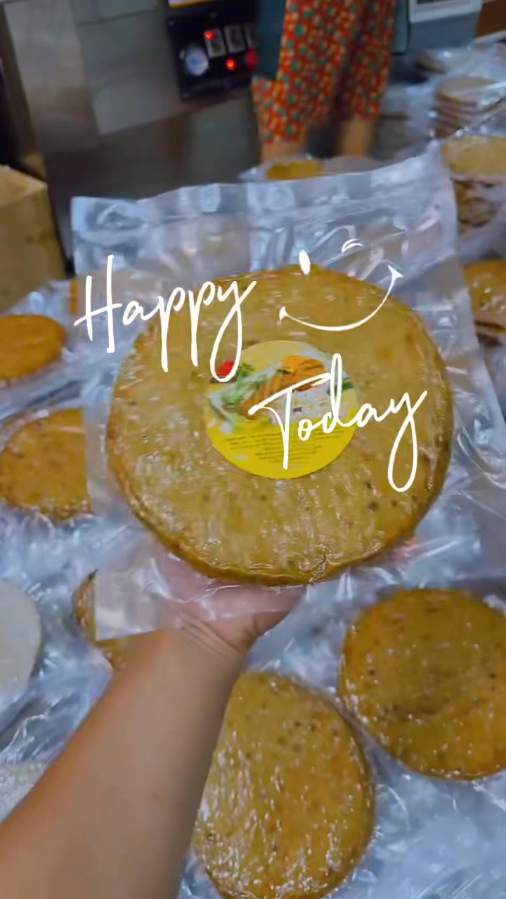 [🆕🇻🇳] Hẻm Bánh Yêu Thương-Tiệm bánh 🍔 Top1Food  🍜  𝑴𝒂̂́𝒚 𝒆𝒎 𝒙𝒊𝒏𝒉 𝒙𝒊𝒏𝒉 𝒍𝒆̂𝒏 𝒃𝒂́𝒏𝒉 𝒄𝒖̛̣𝒄 𝑯𝑶𝑻 

Hẻm chạy đơn bánh  ạ, team yêu thích  ib Hẻm lên order nhé 

 nhà Hẻm được lựa chọn từng trái, đảm bảo tươi ngon , shares-0✔️ , likes-6❤️️ , date-2025-12-21 03:00:40🇻🇳🇻🇳🇻🇳📰🆕