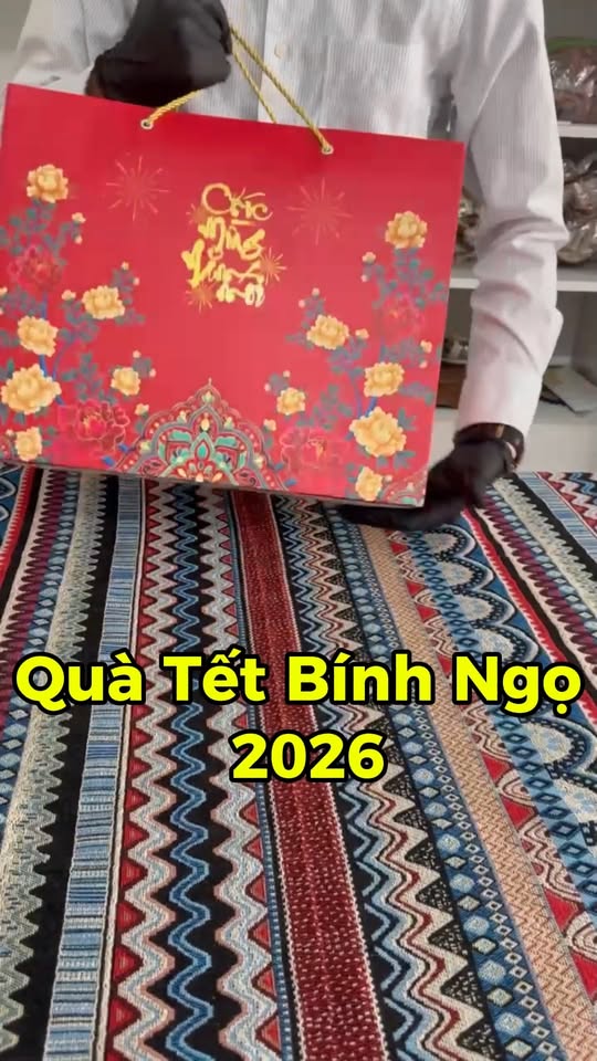 [🆕🇻🇳] Quà Miền Bắc-Đặc sản Tây Bắc, đặc sản miền Bắc, đặc sản Hà Nội 🍔 Top1Food  🍜 Set giỏ quà Tết 2026 đậm vị Tây Bắc. Có hóa đơn VAT cho Doanh nghiệp. Set các món theo gu người nhận , shares-0✔️ , likes-4❤️️ , date-2025-12-23 17:10:29🇻🇳🇻🇳🇻🇳📰🆕