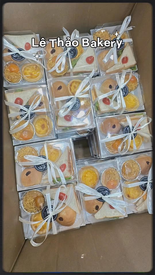 [🆕🇻🇳] Lê Thảo Bakery – Cửa hàng bánh nướng nhỏ 🍔 Top1Food  🍜 Luôn cố gắng luôn hoàn thiện
Cám ơn quý khách hàng tin tưởng
gần 100 set cake ngày Noel 
——————————————-
 24c/18 Đường Số 5 Lin , shares-0✔️ , likes-2❤️️ , date-2025-12-26 05:02:56🇻🇳🇻🇳🇻🇳📰🆕