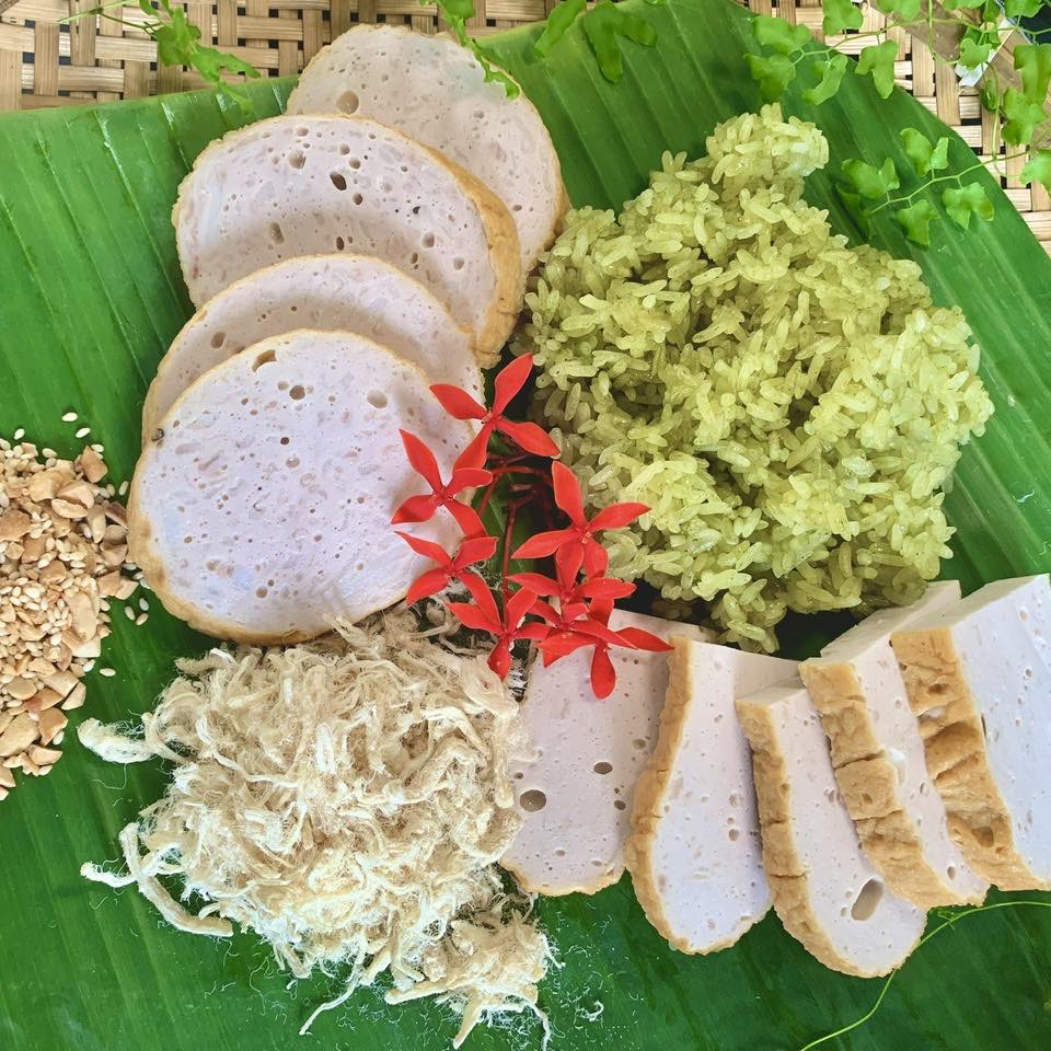 [🆕🇻🇳] BẾP – LÊ GIA – Chuyên các sản phẩm nguyên chất về ong mật 🍔 Top1Food  🍜 Bếp nhận đơn giò chả vào Thứ Ba (30/

 Bánh tráng trộn: 20k/gói
 Muối tiêu hũ 200gr: 40k/hũ

Bếp làm giò chả – bánh dày theo đơn đặt trước, luôn giữ trọn h , shares-0✔️ , likes-6❤️️ , date-2025-12-27 20:48:35🇻🇳🇻🇳🇻🇳📰🆕