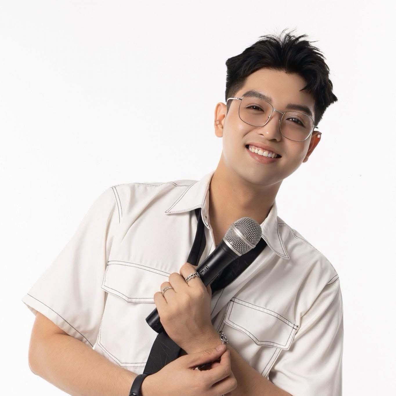 [☕️🇻🇳] Phiêu Acoustic Cafe 🥤 Top1Coffee ☕️ Tối nay mình “quên thế giới”, cùng nghe nhạc ở Phiêu nha!

Đội hình tối nay : 
Vocal : Đức Hiếu – Uyên Nhi
Guitar : Ngạo Minh 
C , shares-0✔️ , likes-0❤️️ , date-2026-01-04 20:47:54🇻🇳🇻🇳🇻🇳📰🆕